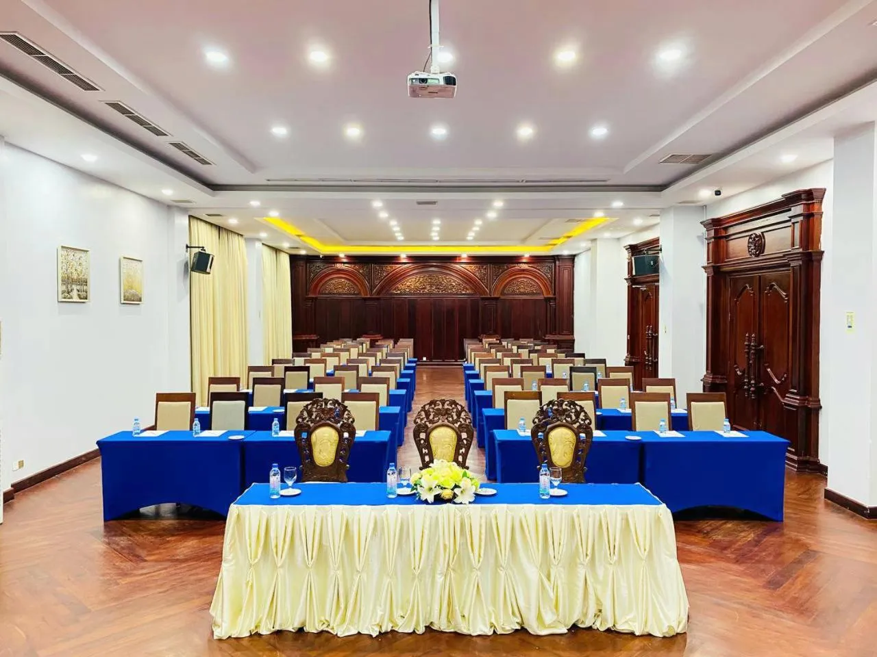 Meeting/conference room in Lbn Asian Hotel