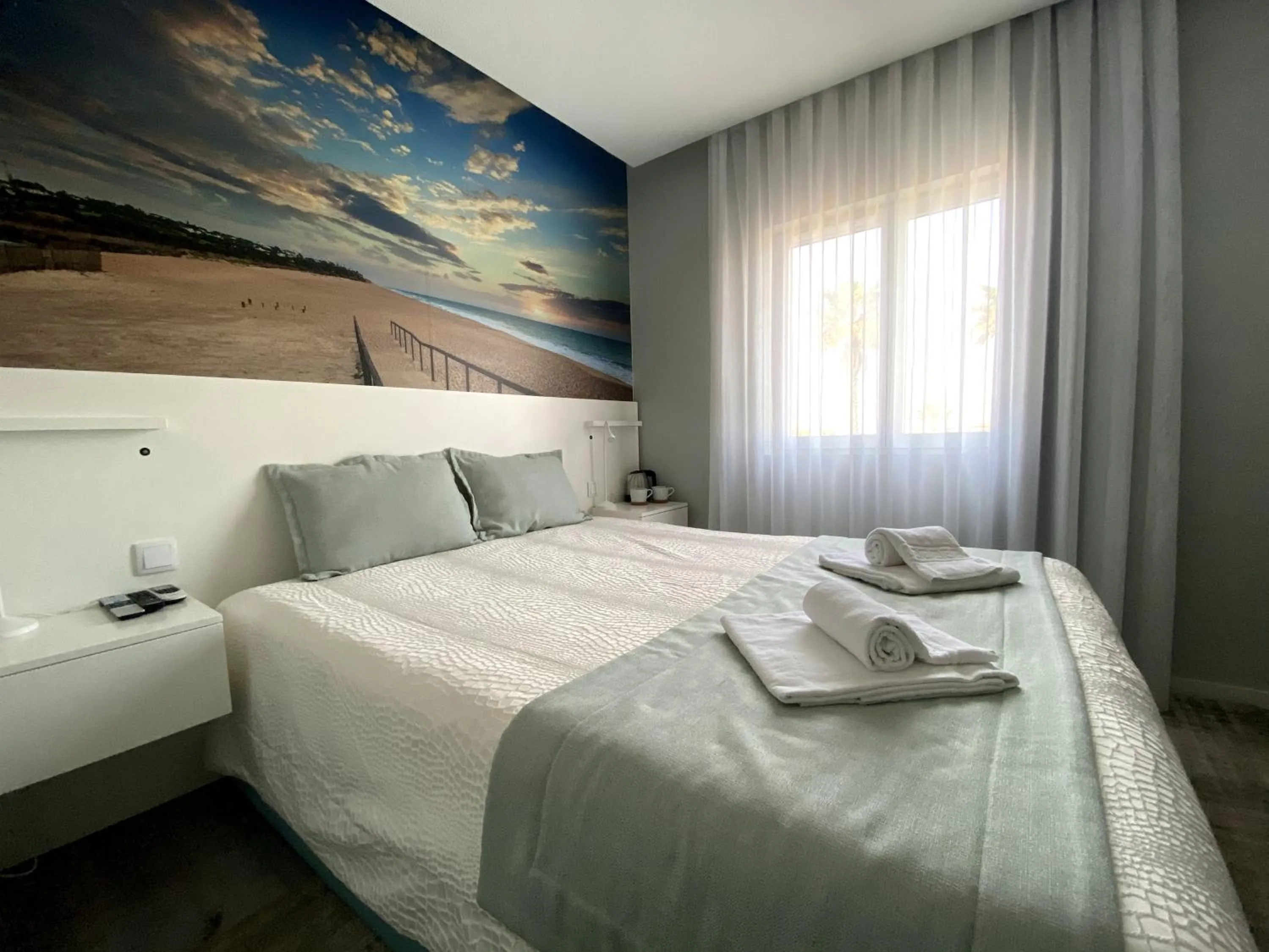 Bed in Golden Beach Guest House & Rooftop Bar