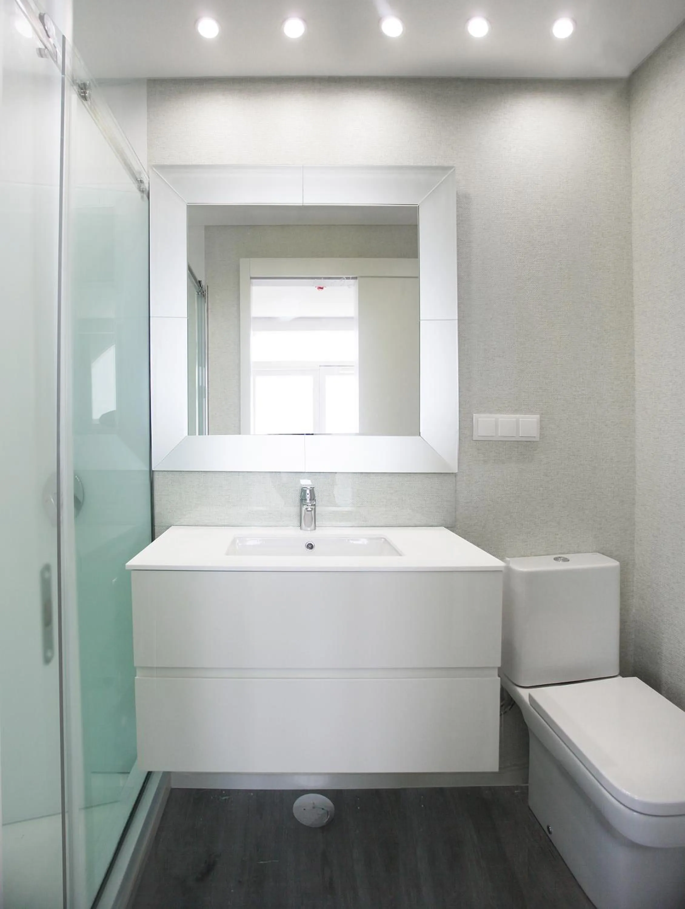Bathroom in Golden Beach Guest House & Rooftop Bar