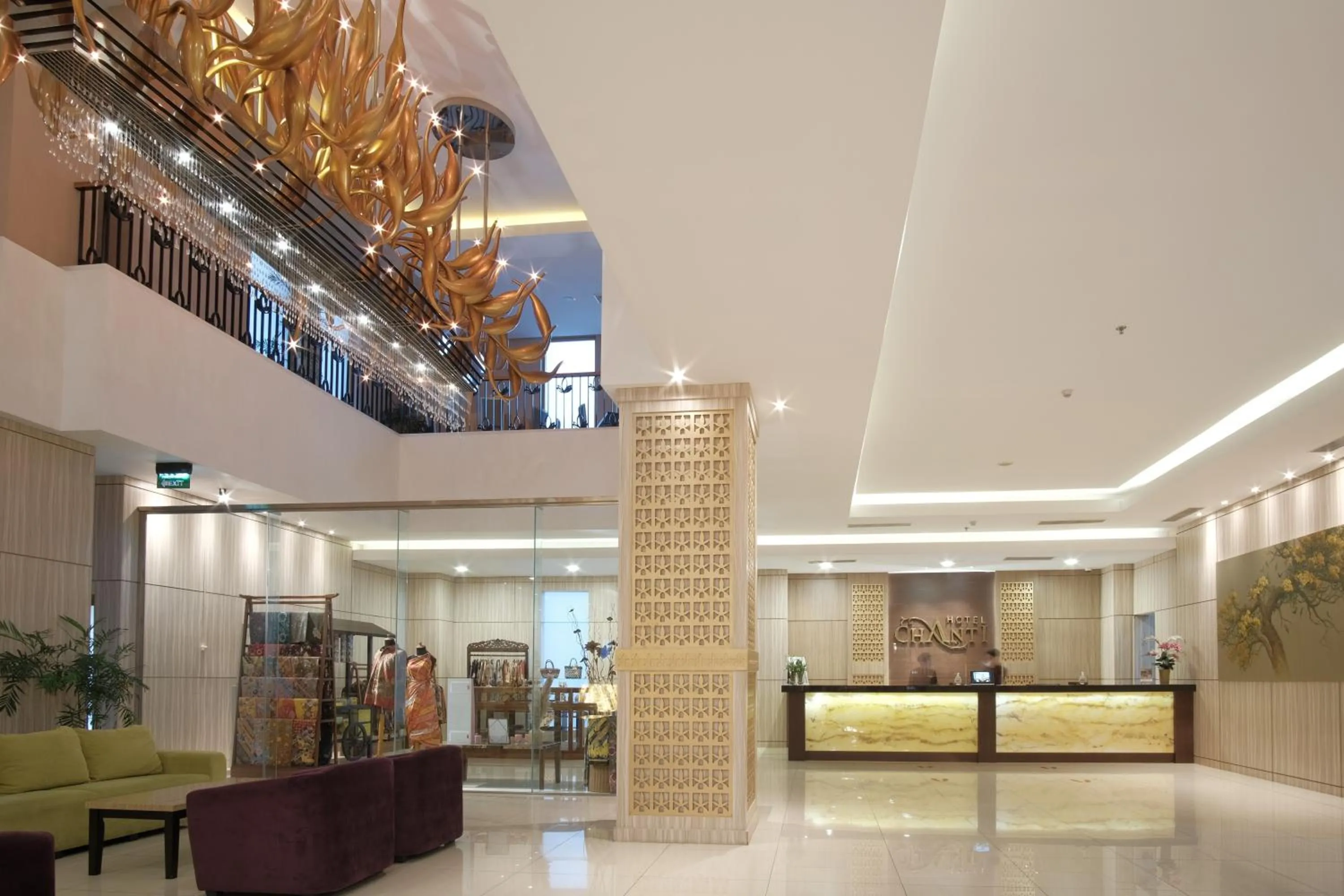 Lobby or reception in Hotel Chanti Managed by TENTREM Hotel Management Indonesia