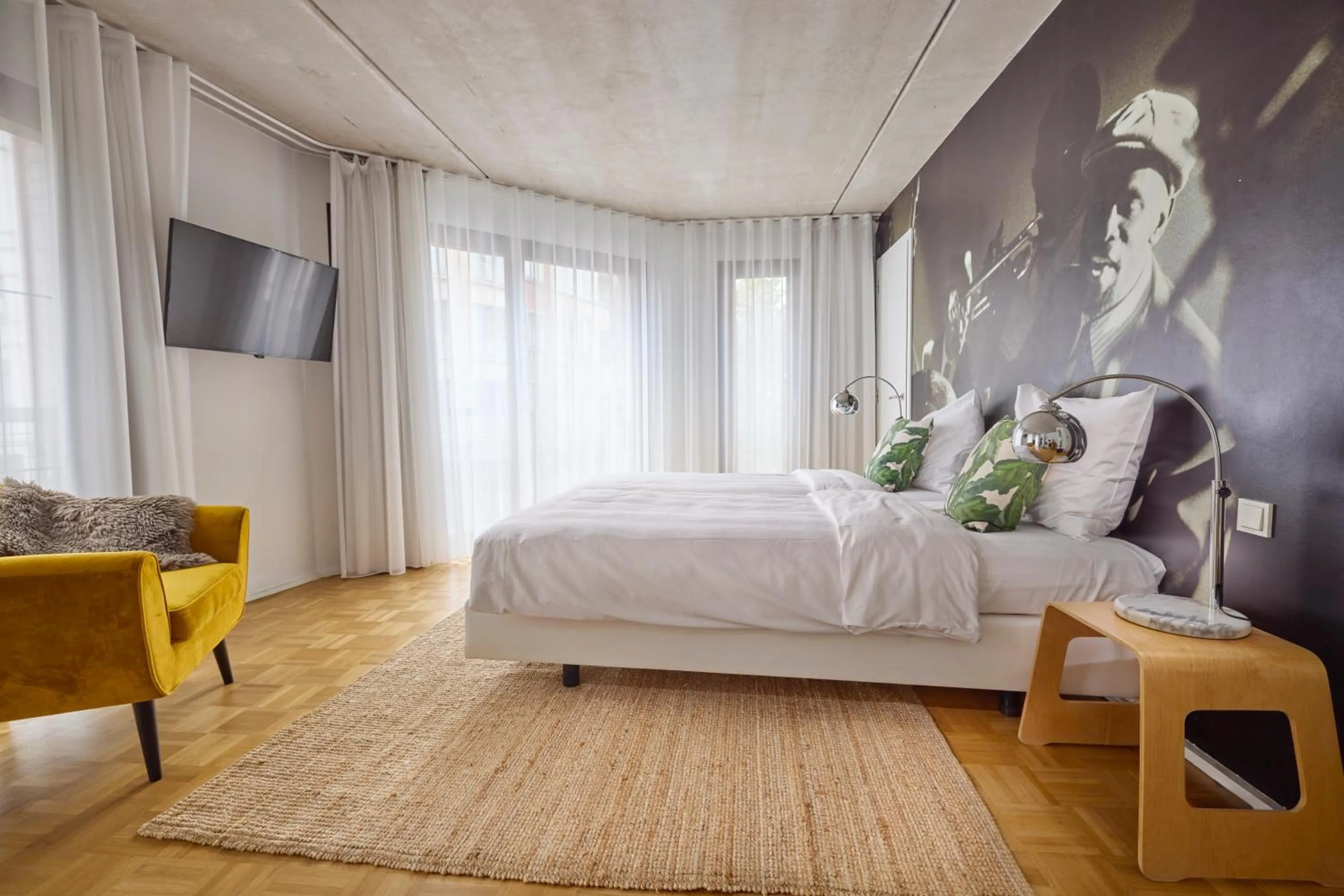 Photo of the whole room, Bed in BANKS Antwerp