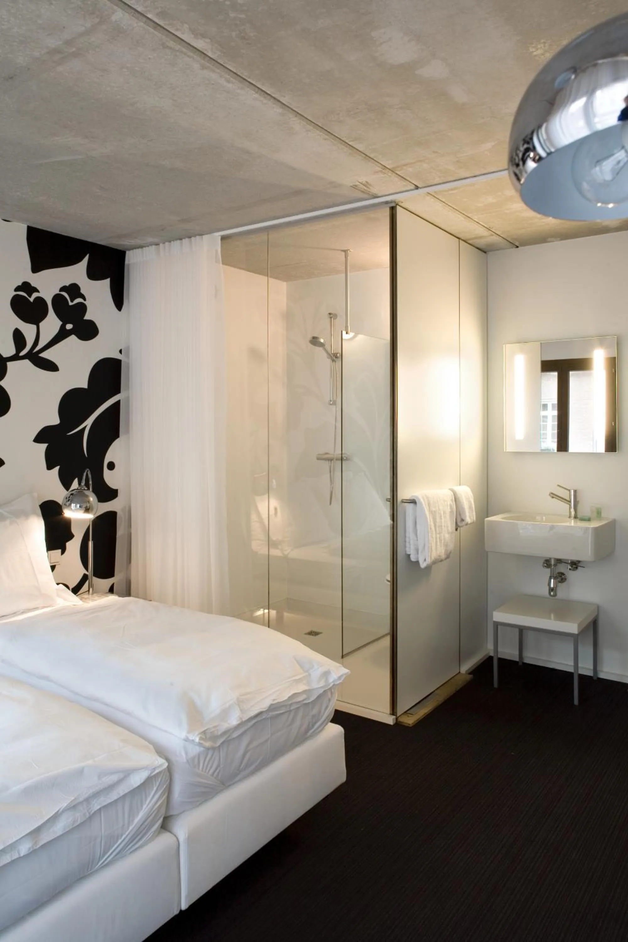 Bathroom, Bed in BANKS Antwerp