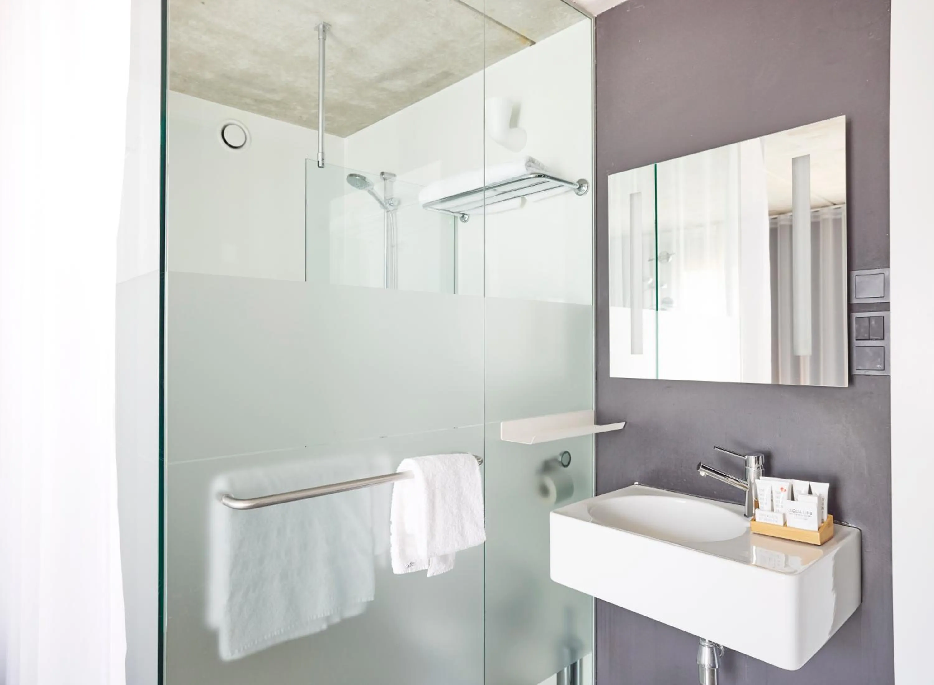 Bathroom in BANKS Antwerp