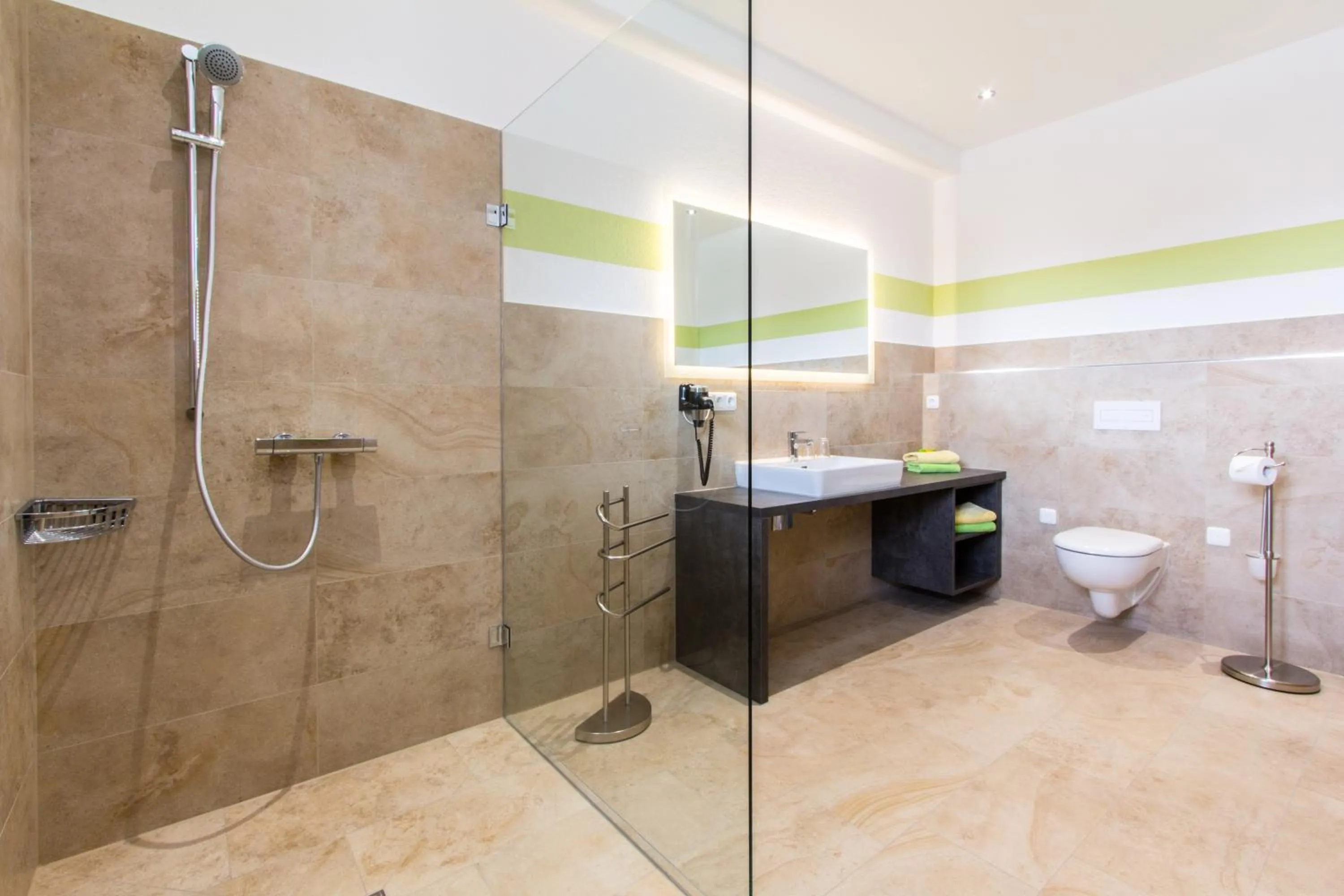 Shower in Wasmayr Hof