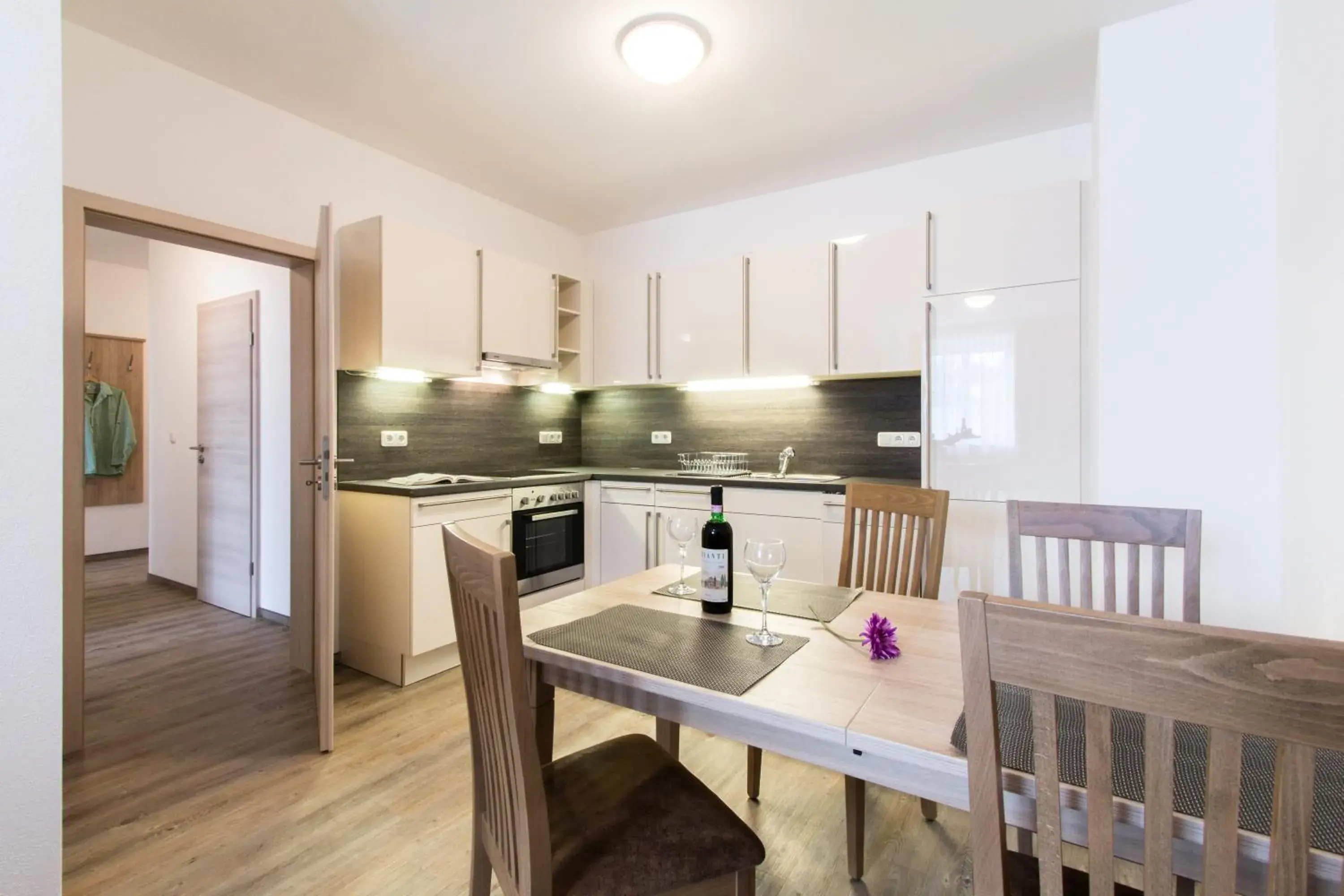 Two-Bedroom Apartment in Wasmayr Hof Two-Bedroom Apartment in Wasmayr Hof