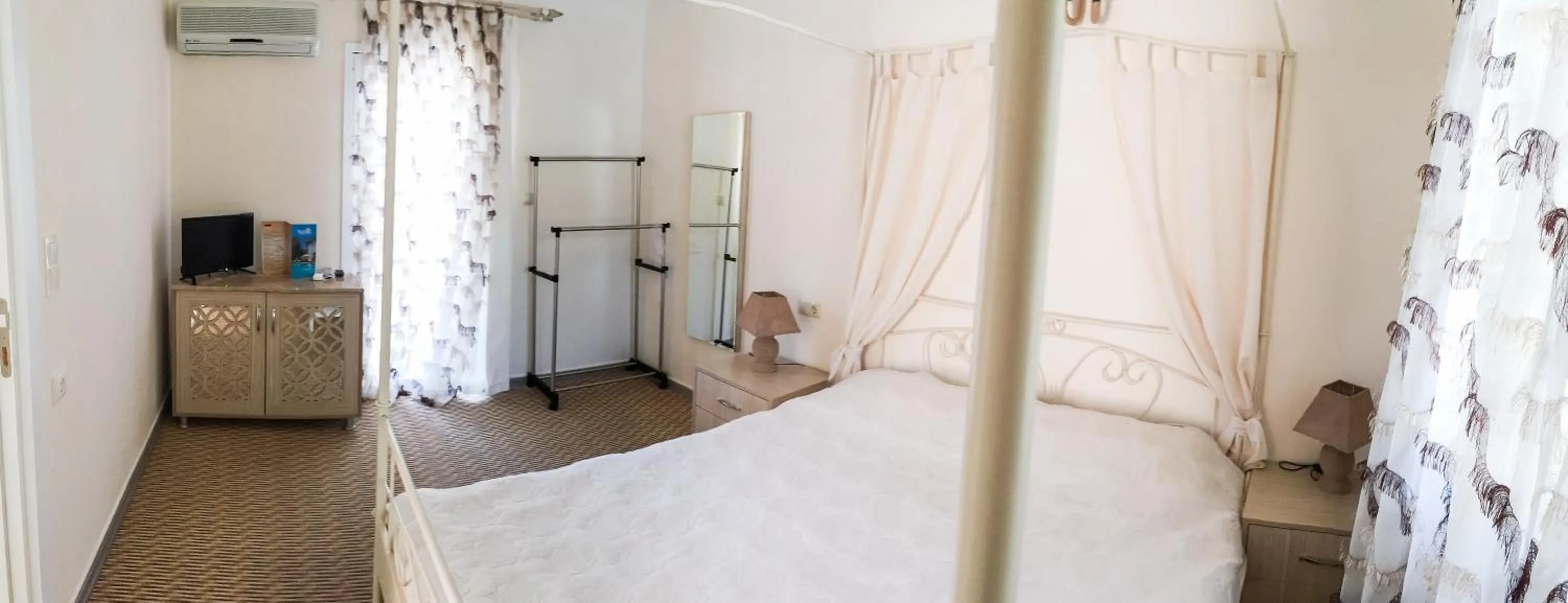 Bed in Sofia Residence