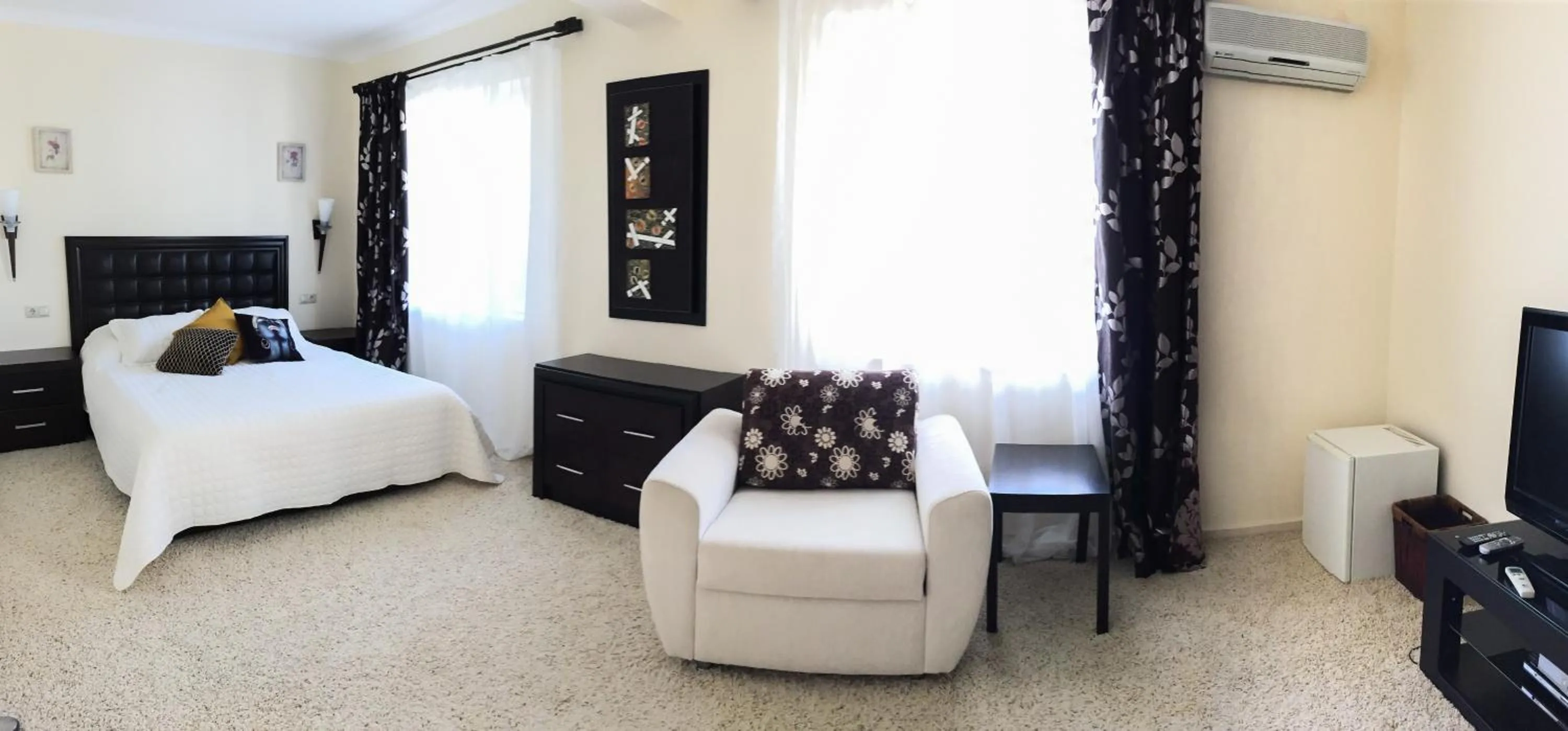 Bedroom, Bed in Sofia Residence