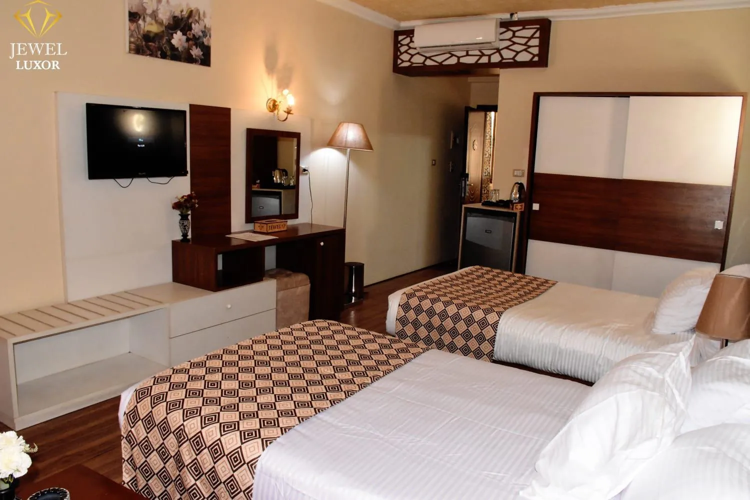 Photo of the whole room in Jewel Luxor Hotel