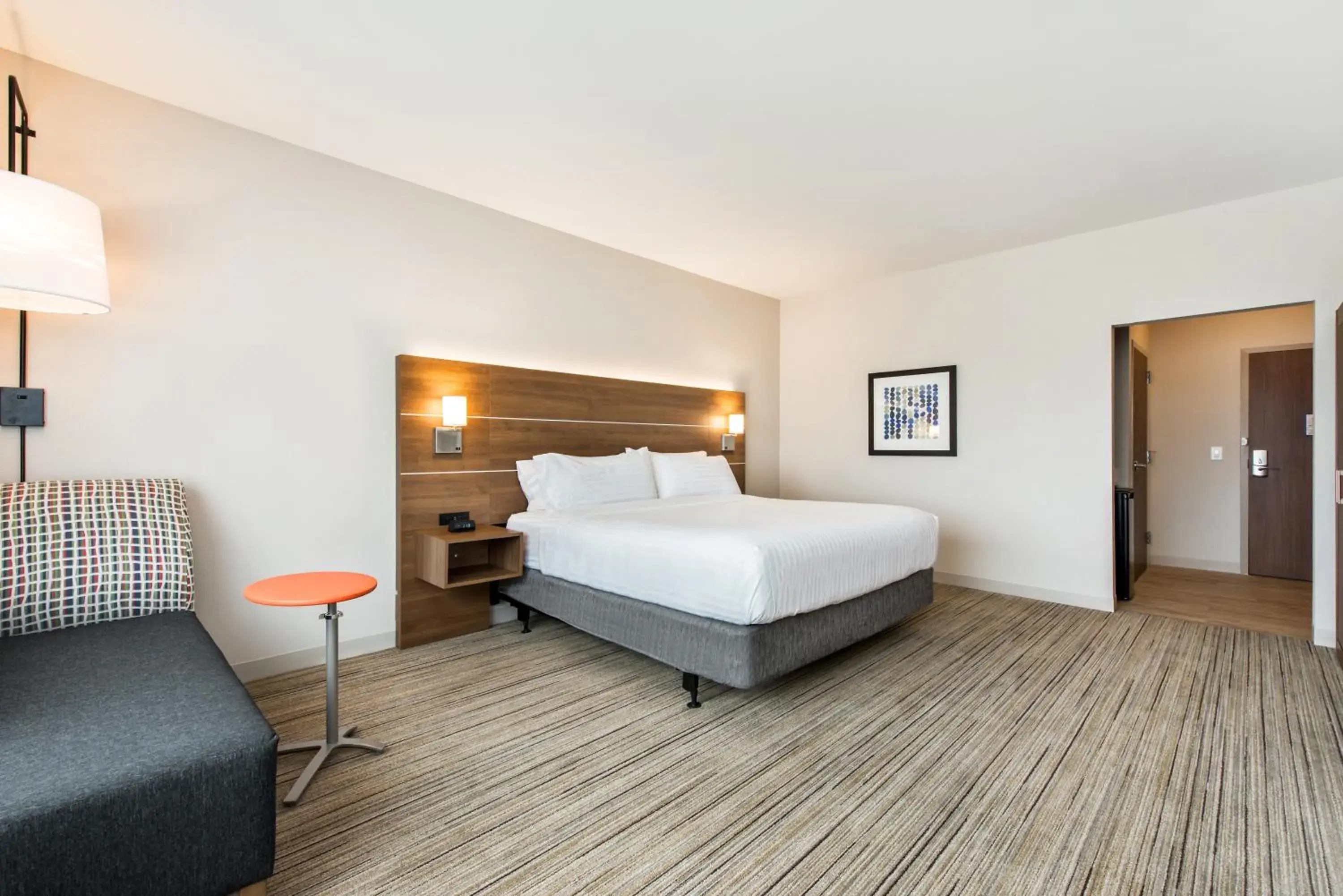 King Room - Hearing Accessible in Holiday Inn Express & Suites - Carrollton West by IHG King Room - Hearing Accessible in Holiday Inn Express & Suites - Carrollton West by IHG