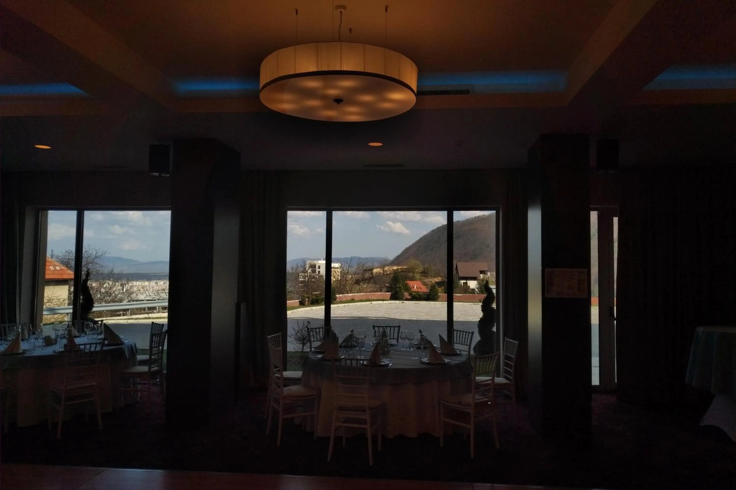 Restaurant/places to eat in Grand Hotel Belvedere