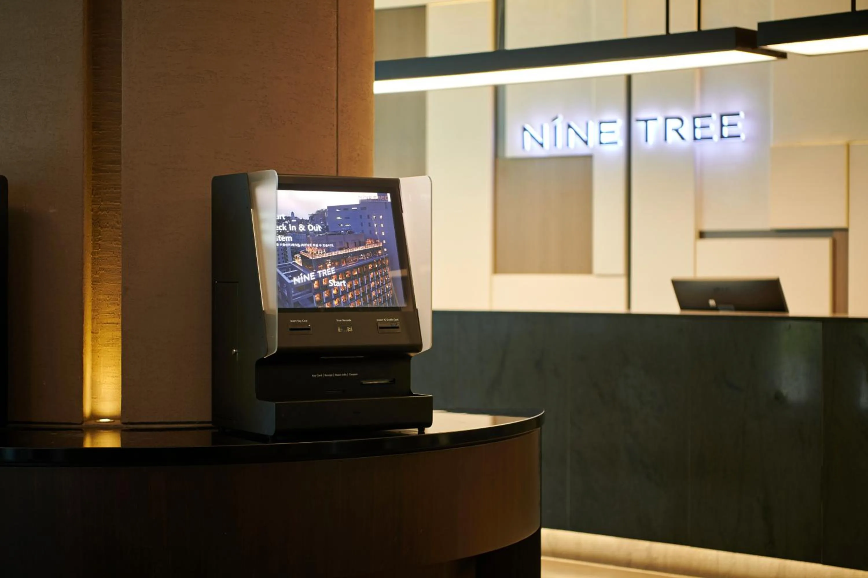 Lobby or reception in Nine Tree by Parnas Seoul Myeongdong 2