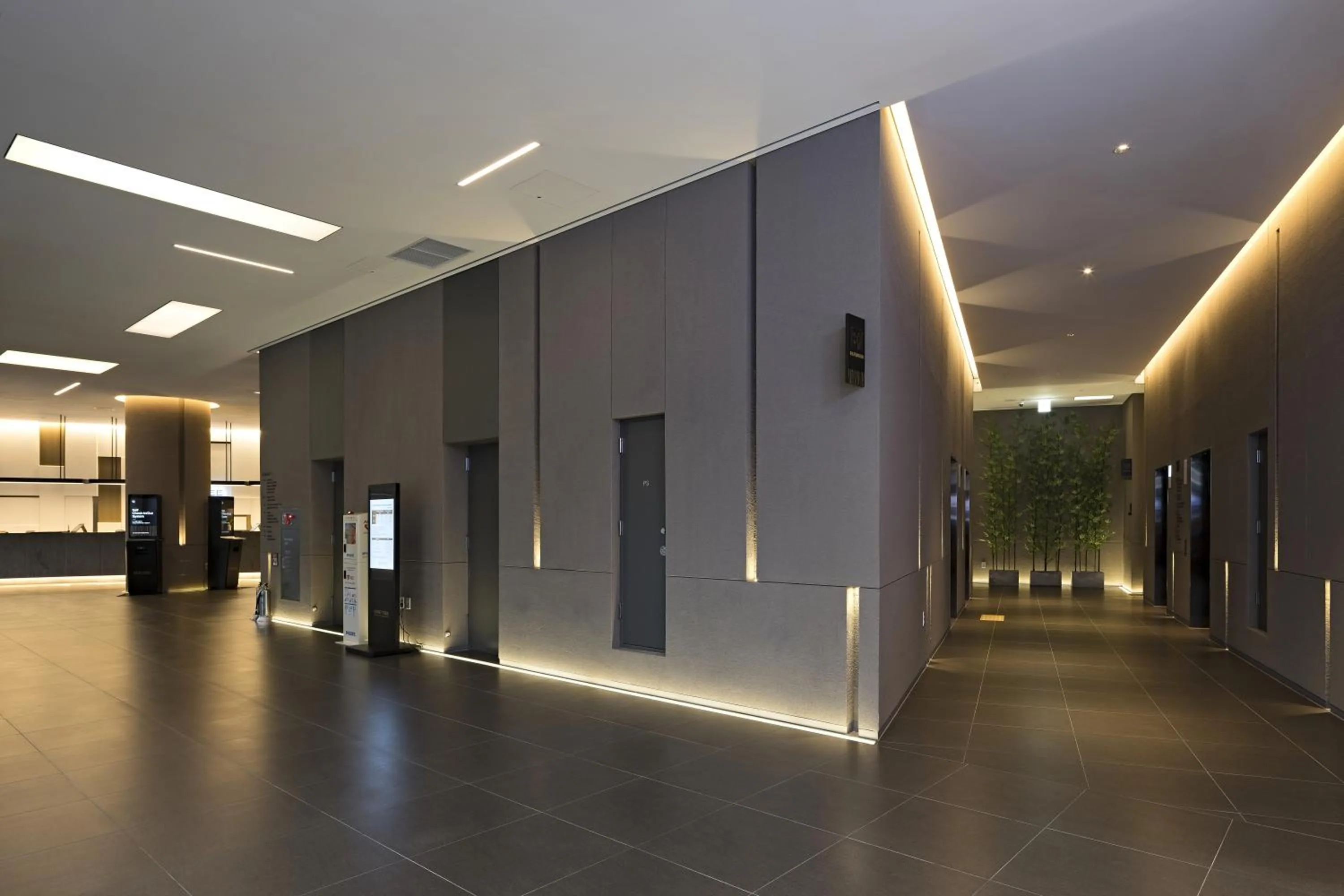 Lobby or reception in Nine Tree by Parnas Seoul Myeongdong 2