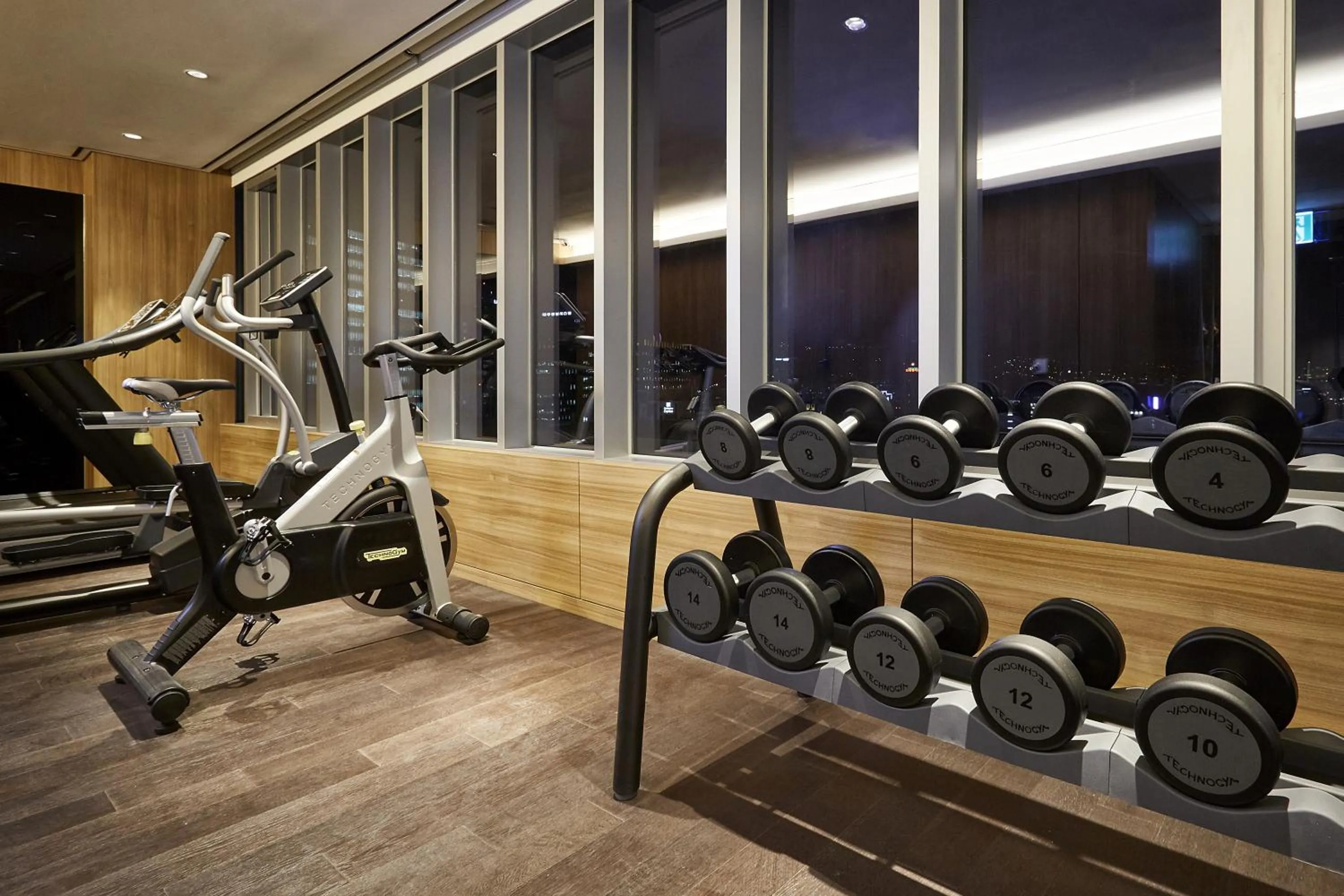 Fitness centre/facilities in Nine Tree by Parnas Seoul Myeongdong 2