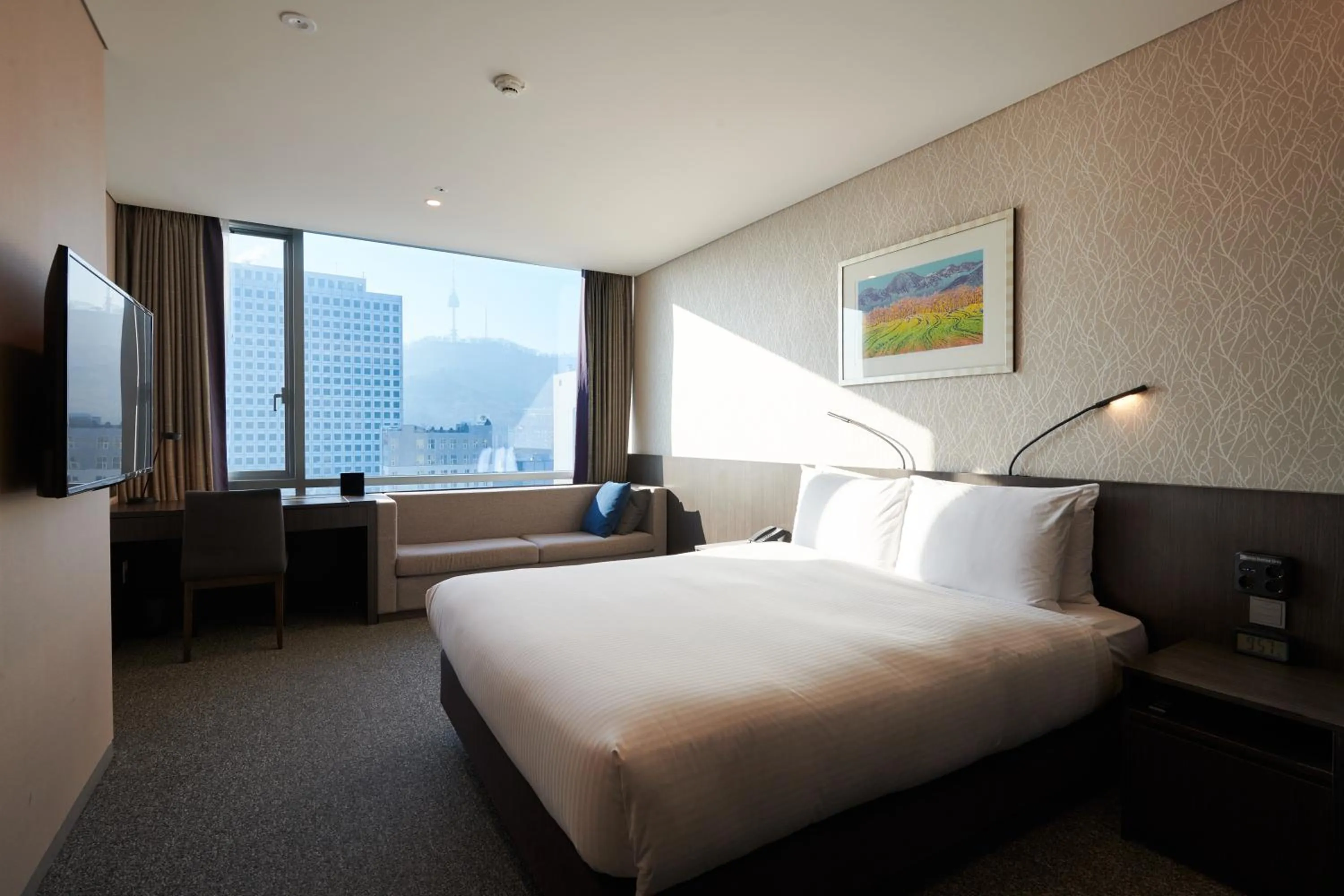 Photo of the whole room, Bed in Nine Tree by Parnas Seoul Myeongdong 2