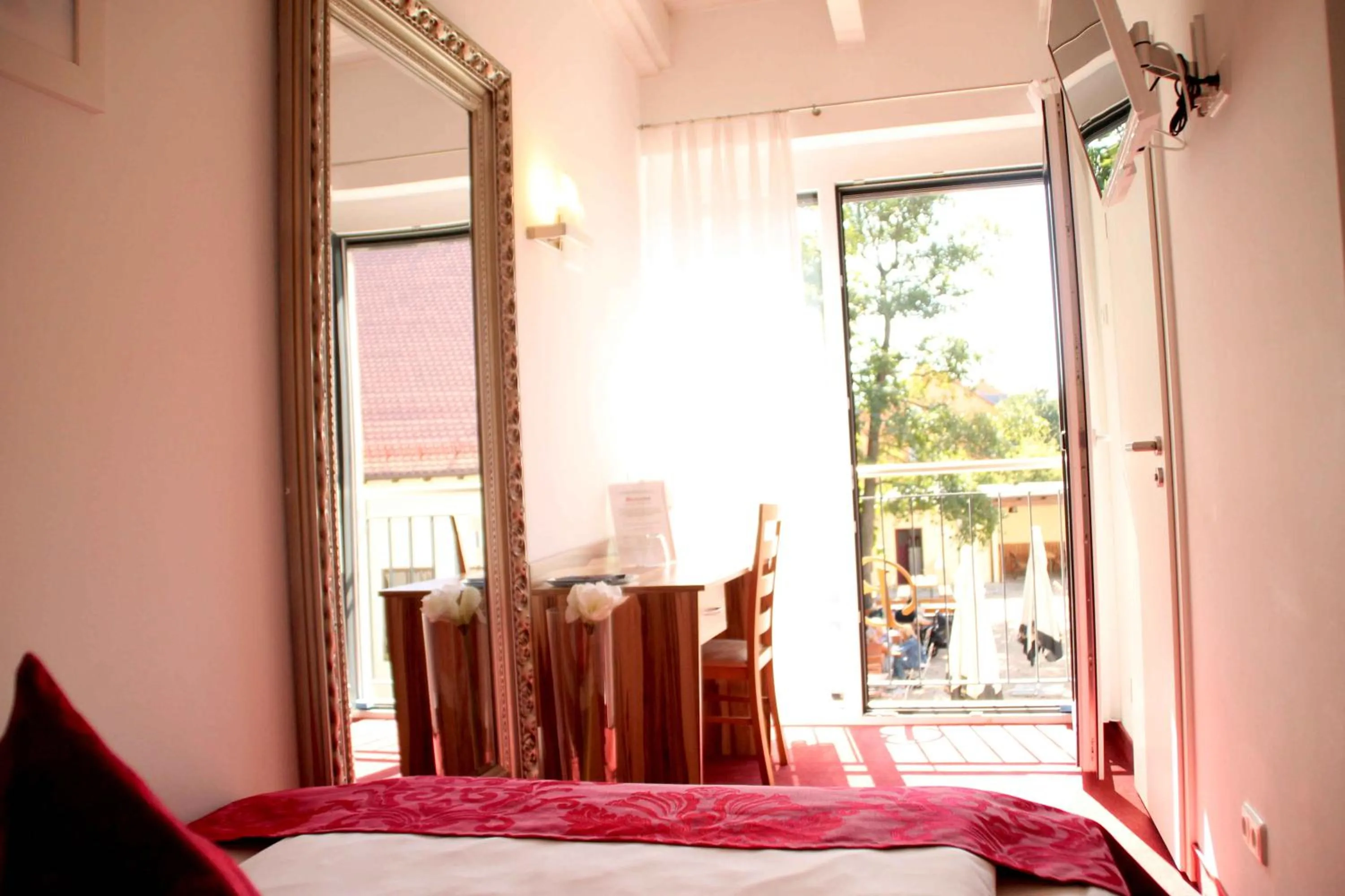 Photo of the whole room, Bed in Hotel Bruckertshof