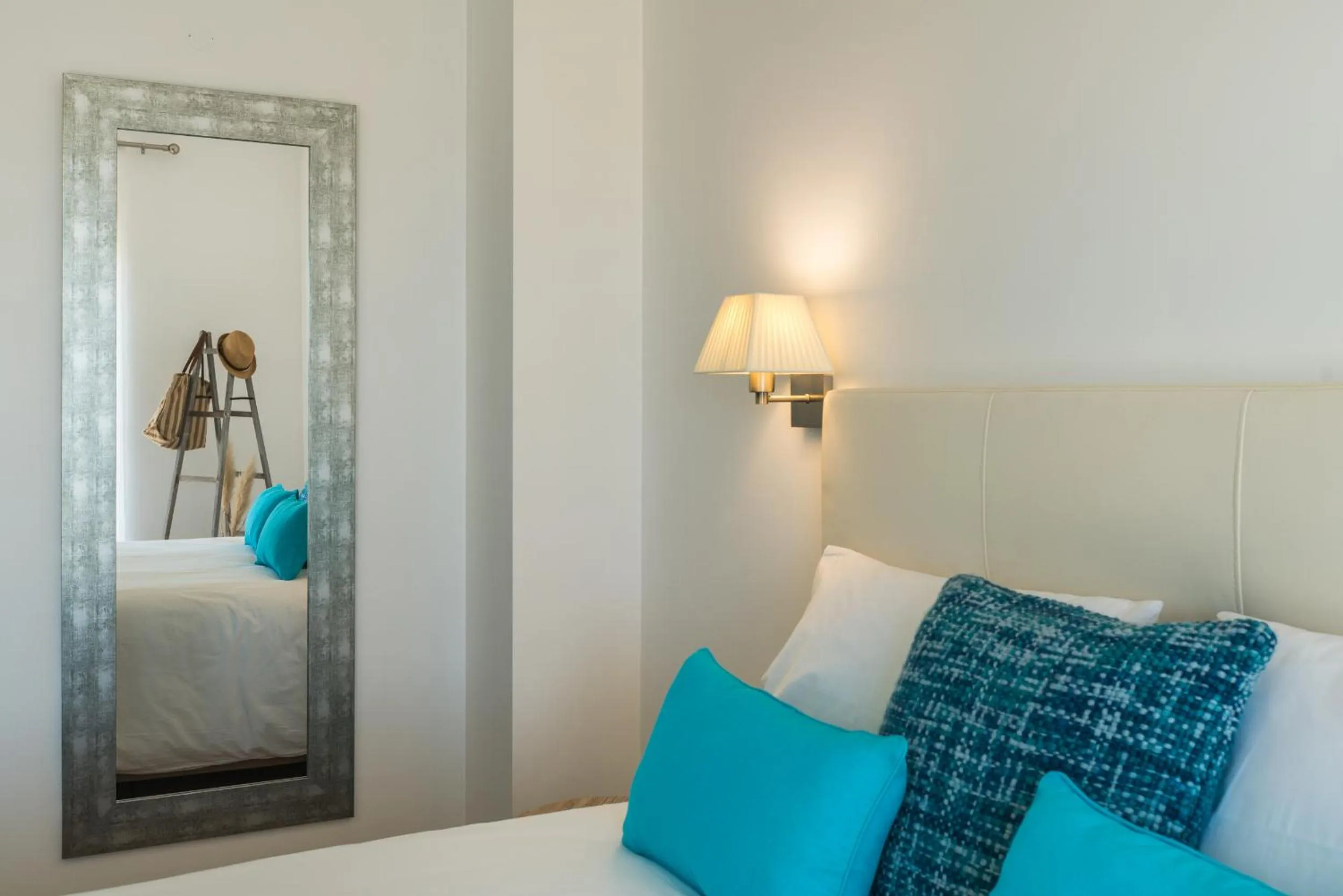 Bedroom, Bed in Eco Soul Ericeira Guesthouse - Adults Only