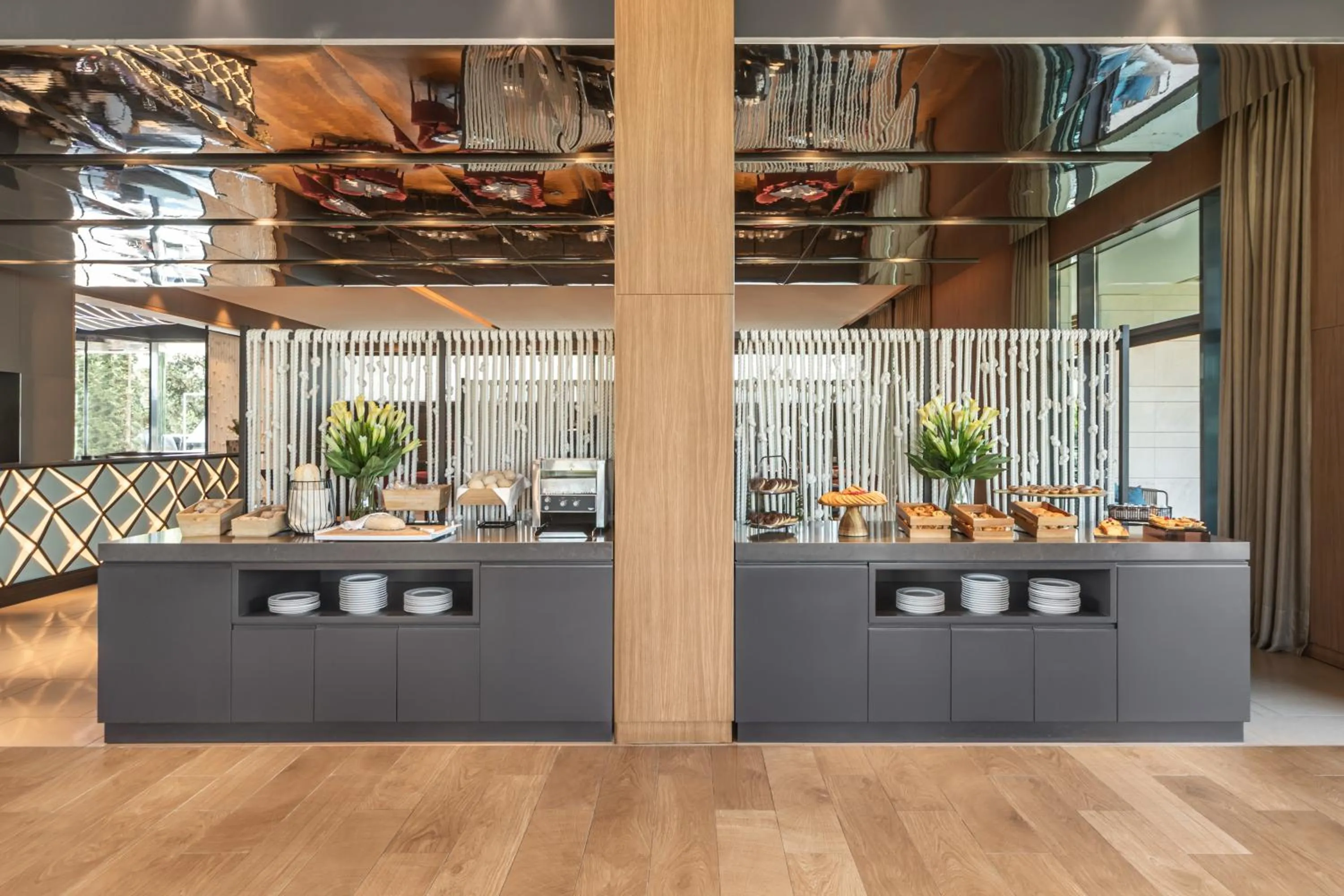 Dining area in Eurostars Cascais