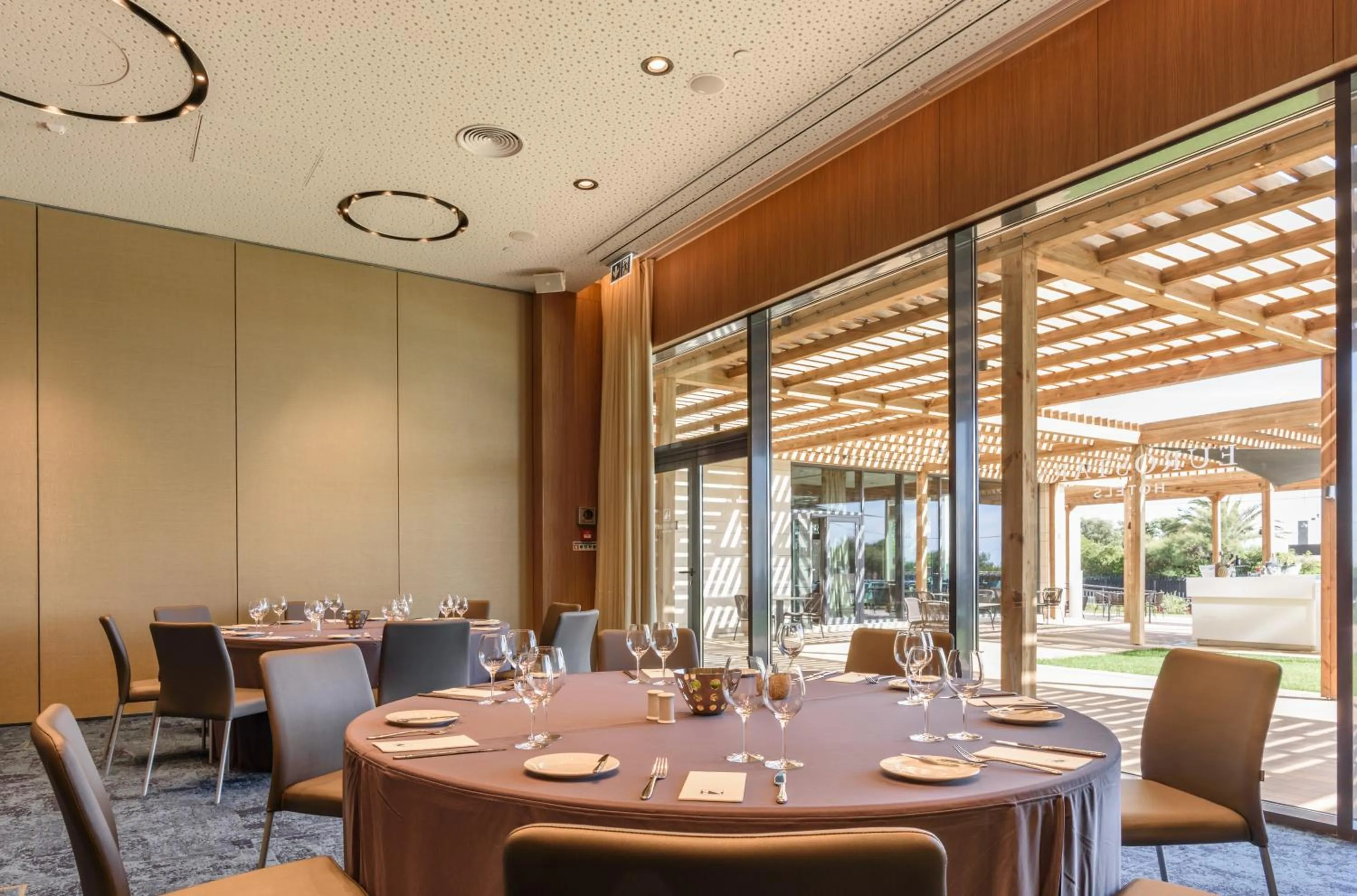 Restaurant/places to eat in Eurostars Cascais