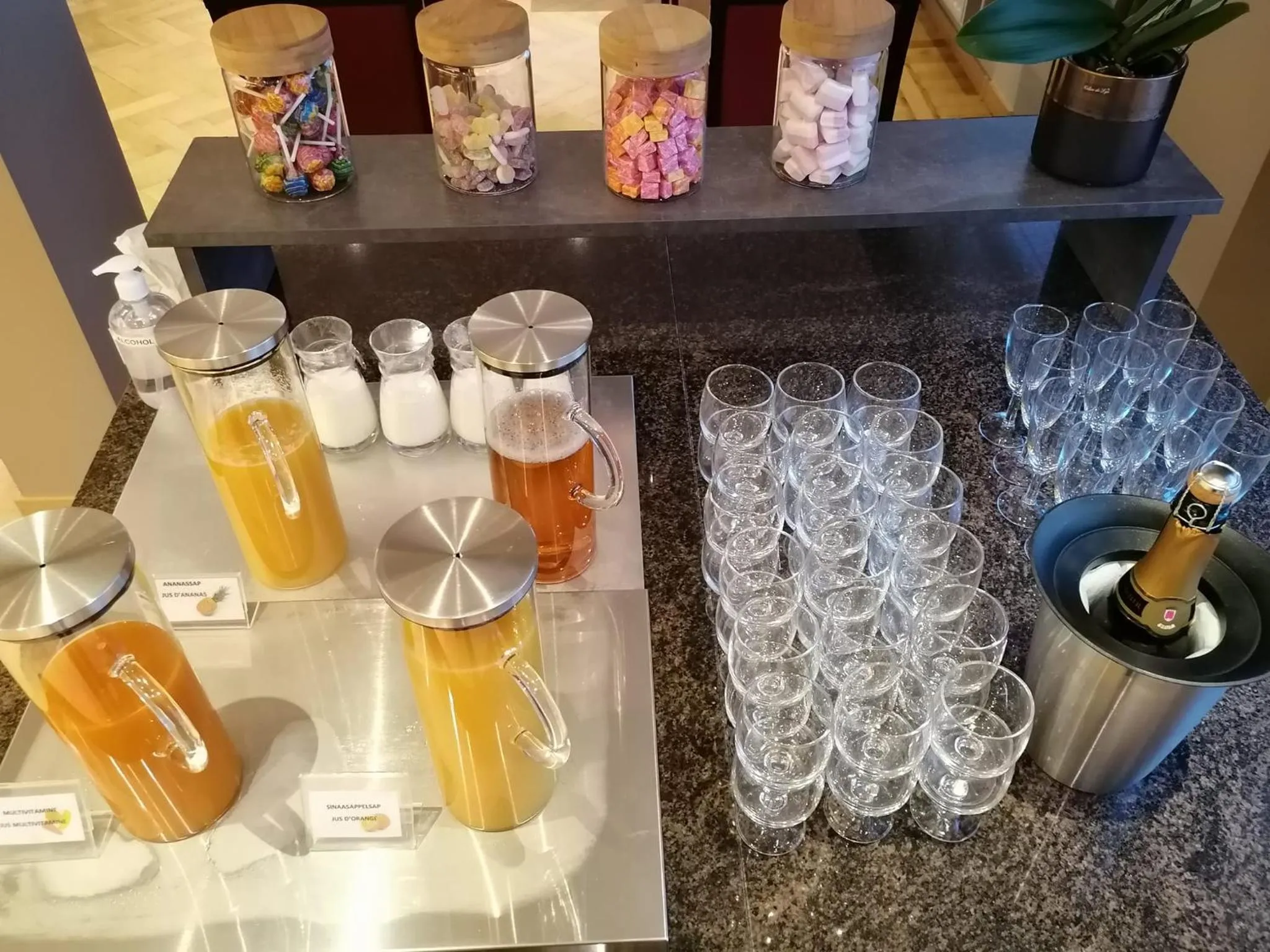 Breakfast in Ambassador Hotel