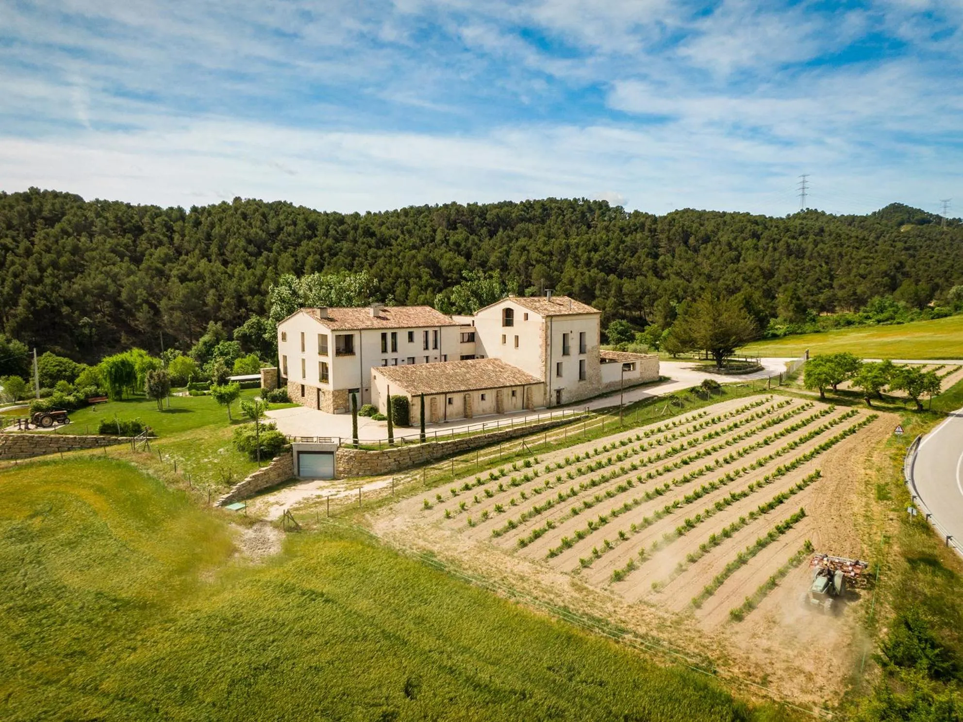 Facade/entrance in Can Alemany