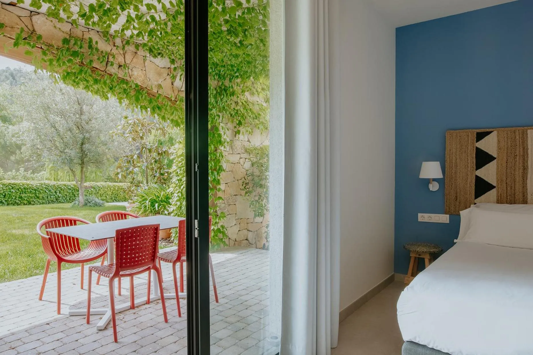 Garden, Bed in Can Alemany