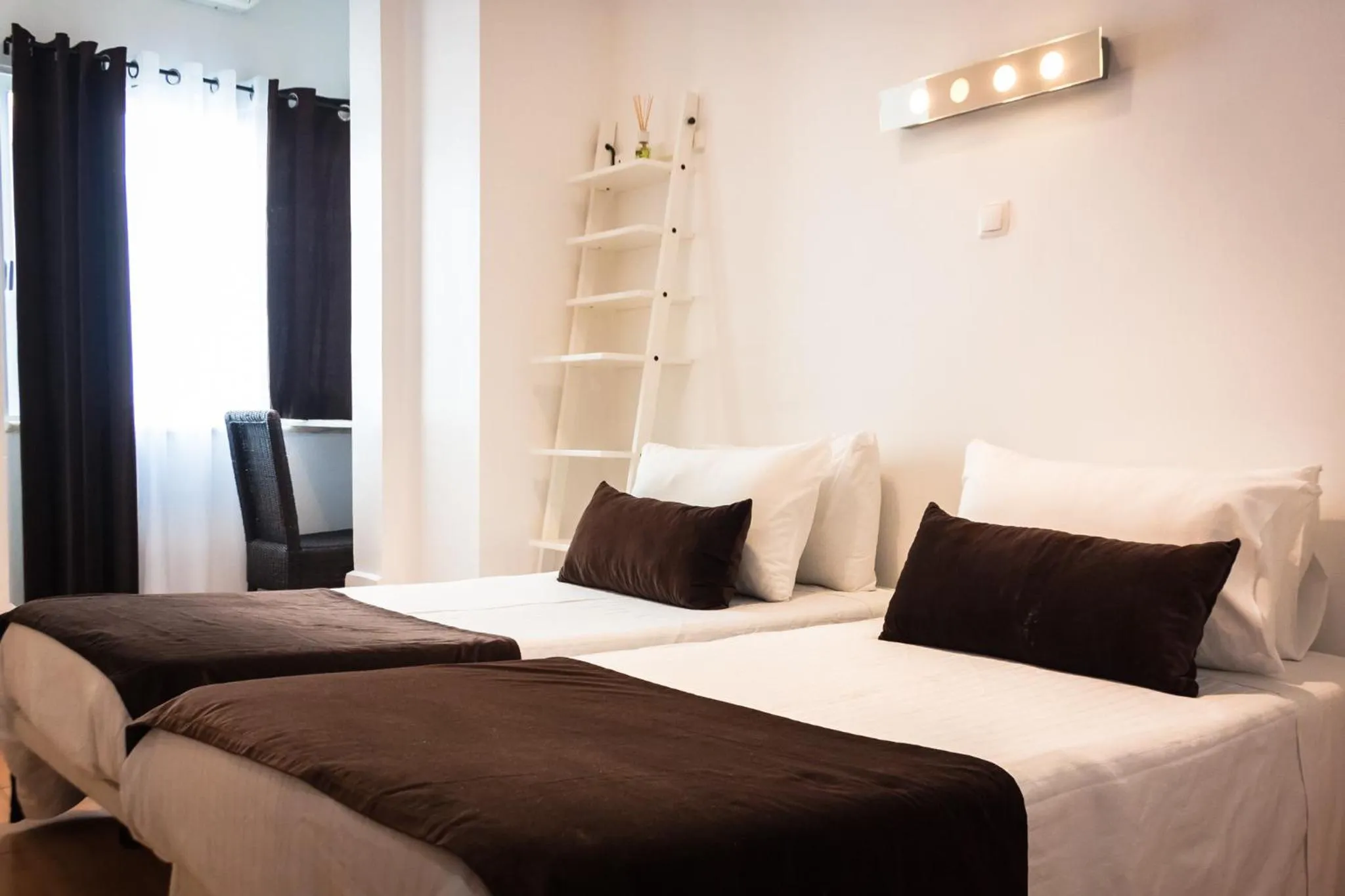 Bedroom, Bed in Anjo Azul