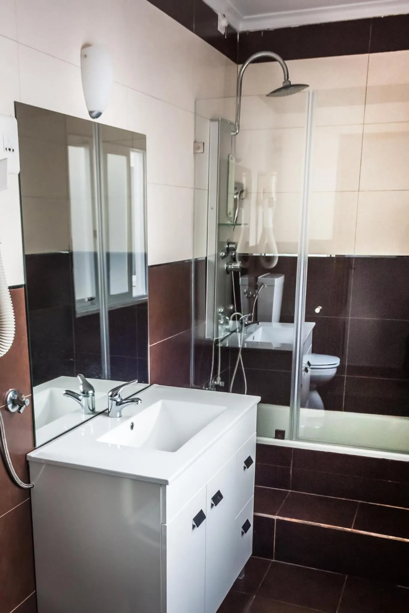 Bathroom in Anjo Azul