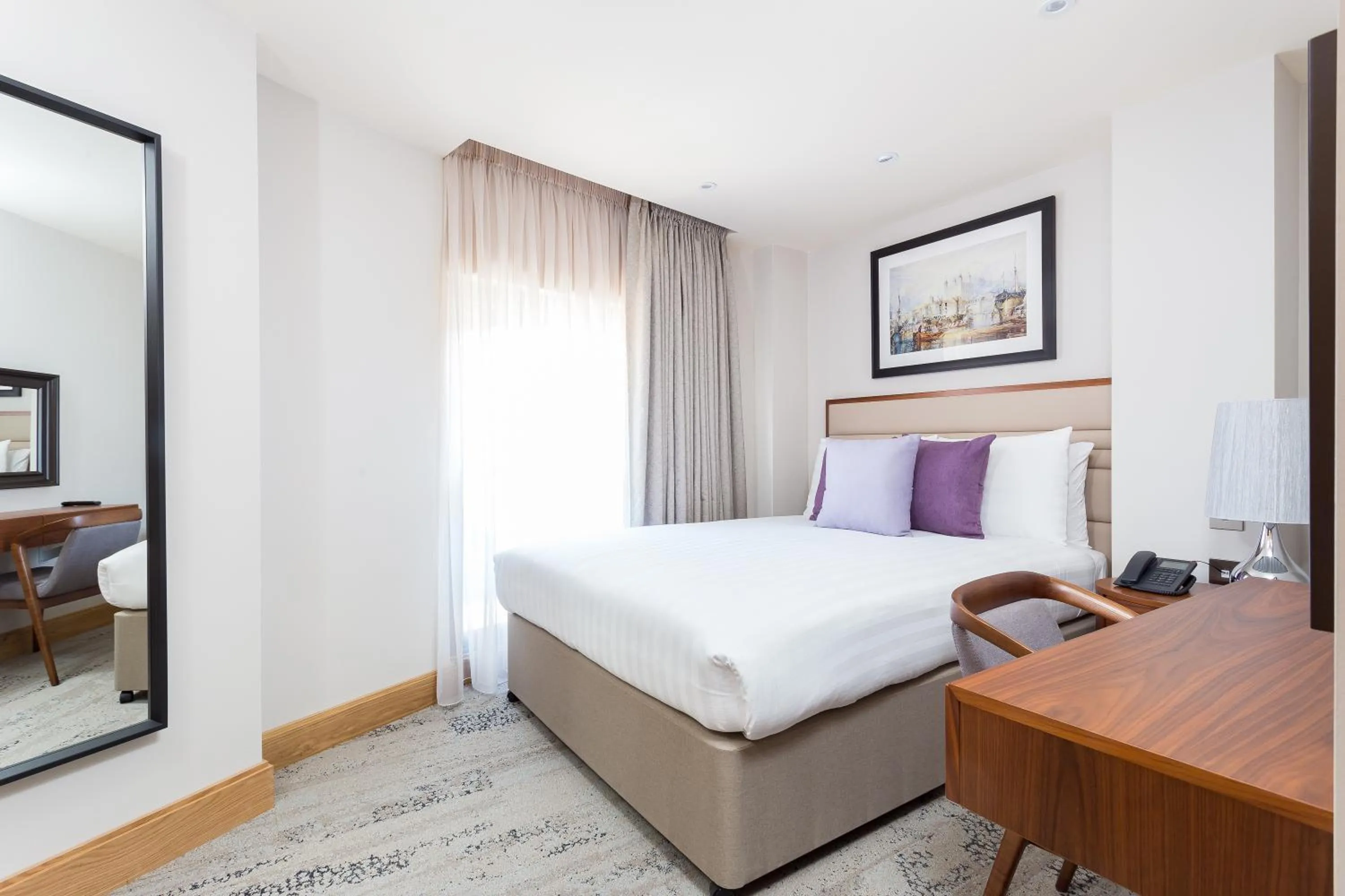 Bed in Sanctum Belsize Road