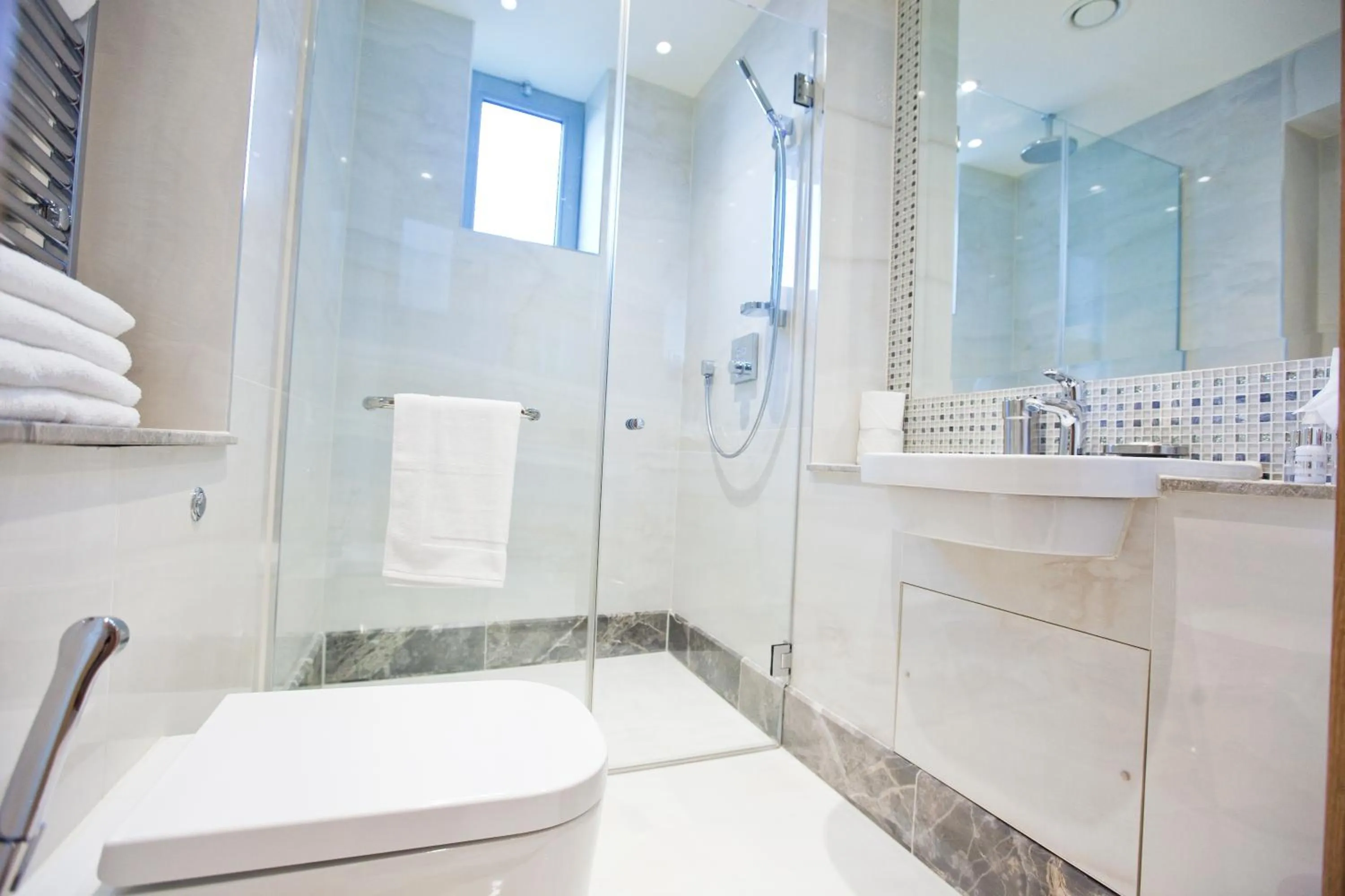 Shower in Sanctum Belsize Road