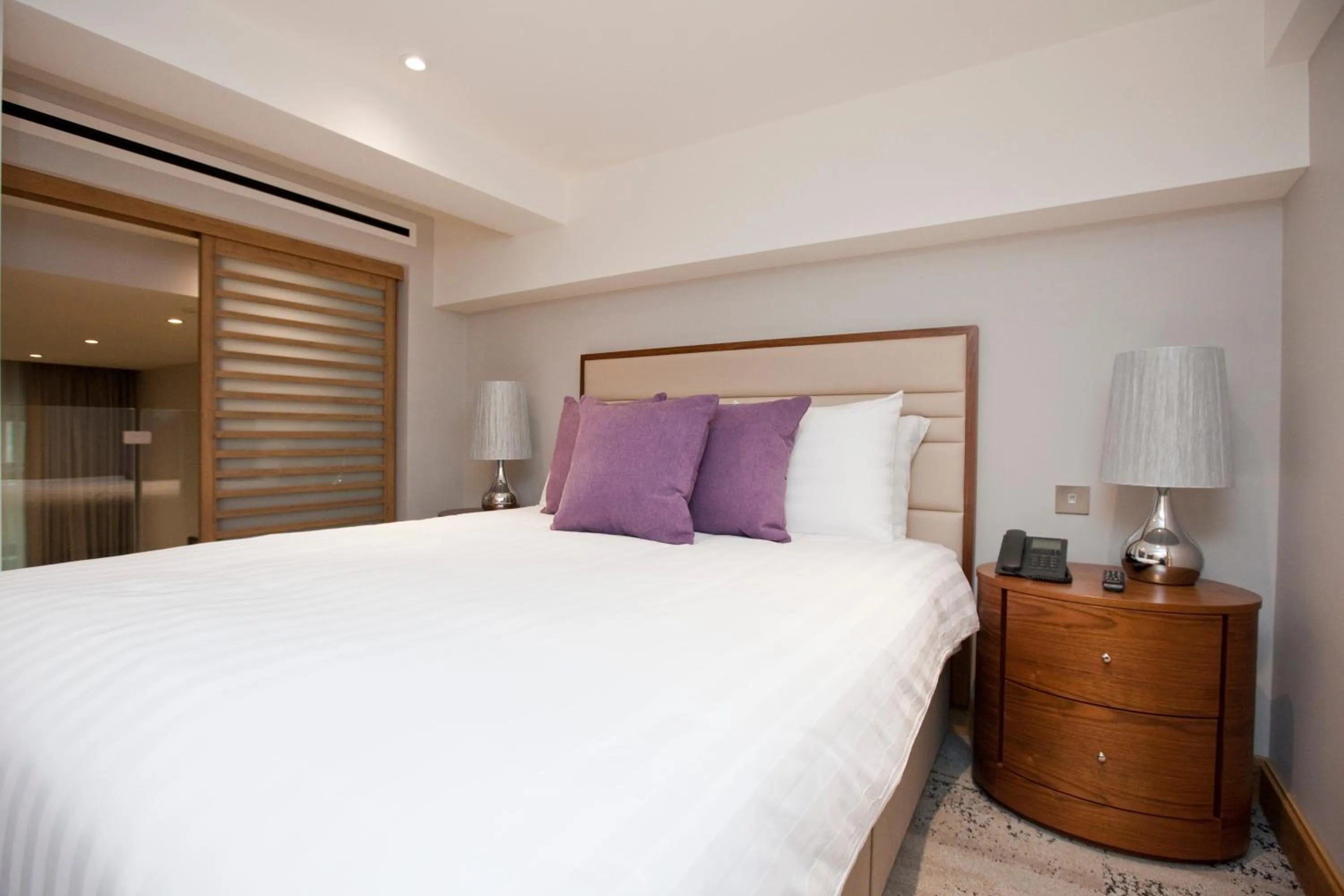 Bed in Sanctum Belsize Road