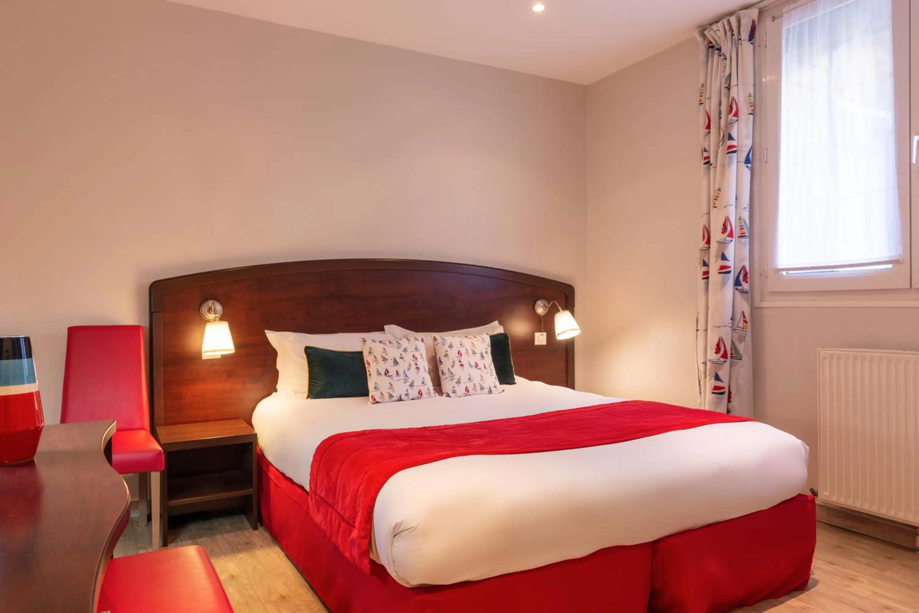 Bed in Hôtel de la Plage