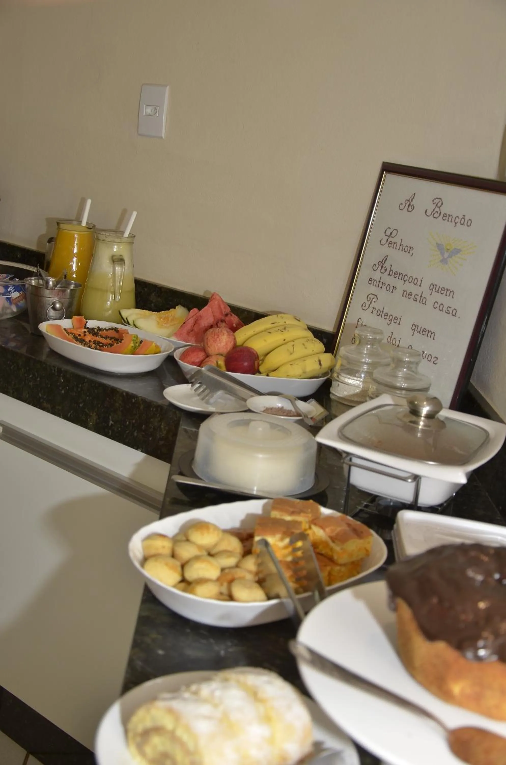 Food and drinks in Hotel Brasil