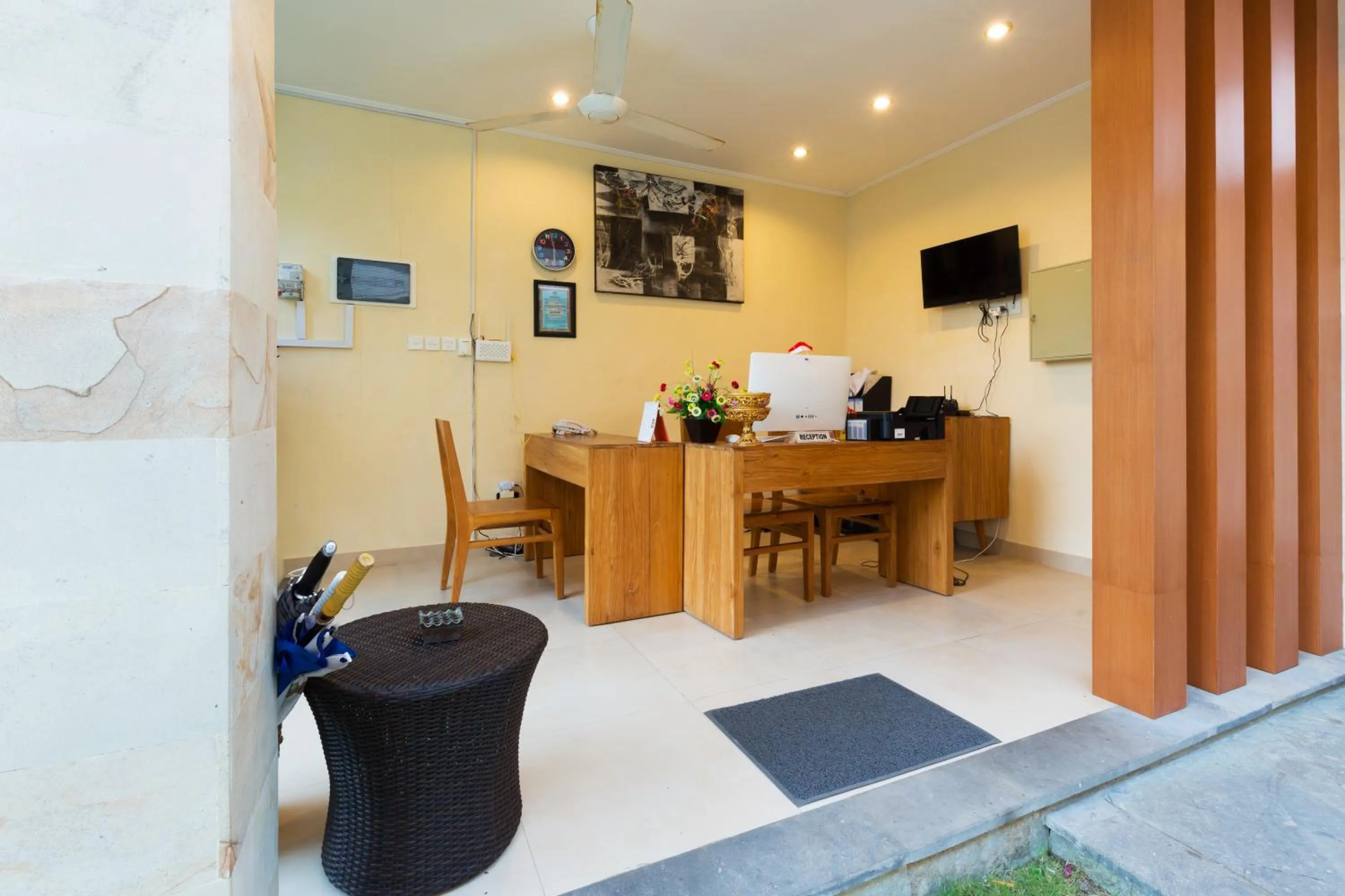 Lobby or reception in Kubu Petitenget Suite Seminyak