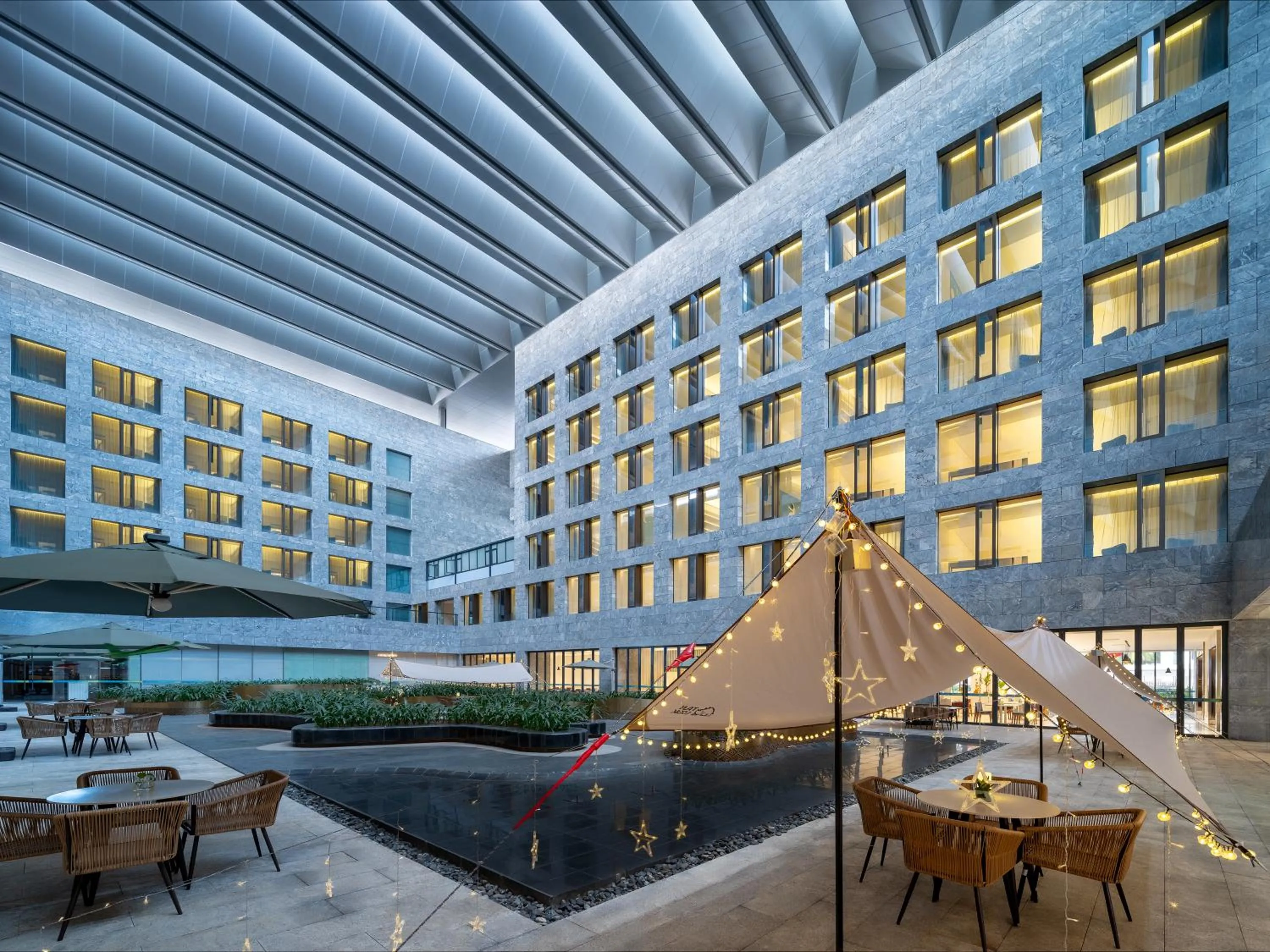 Garden in Sanya Phoenix Airport Hotel