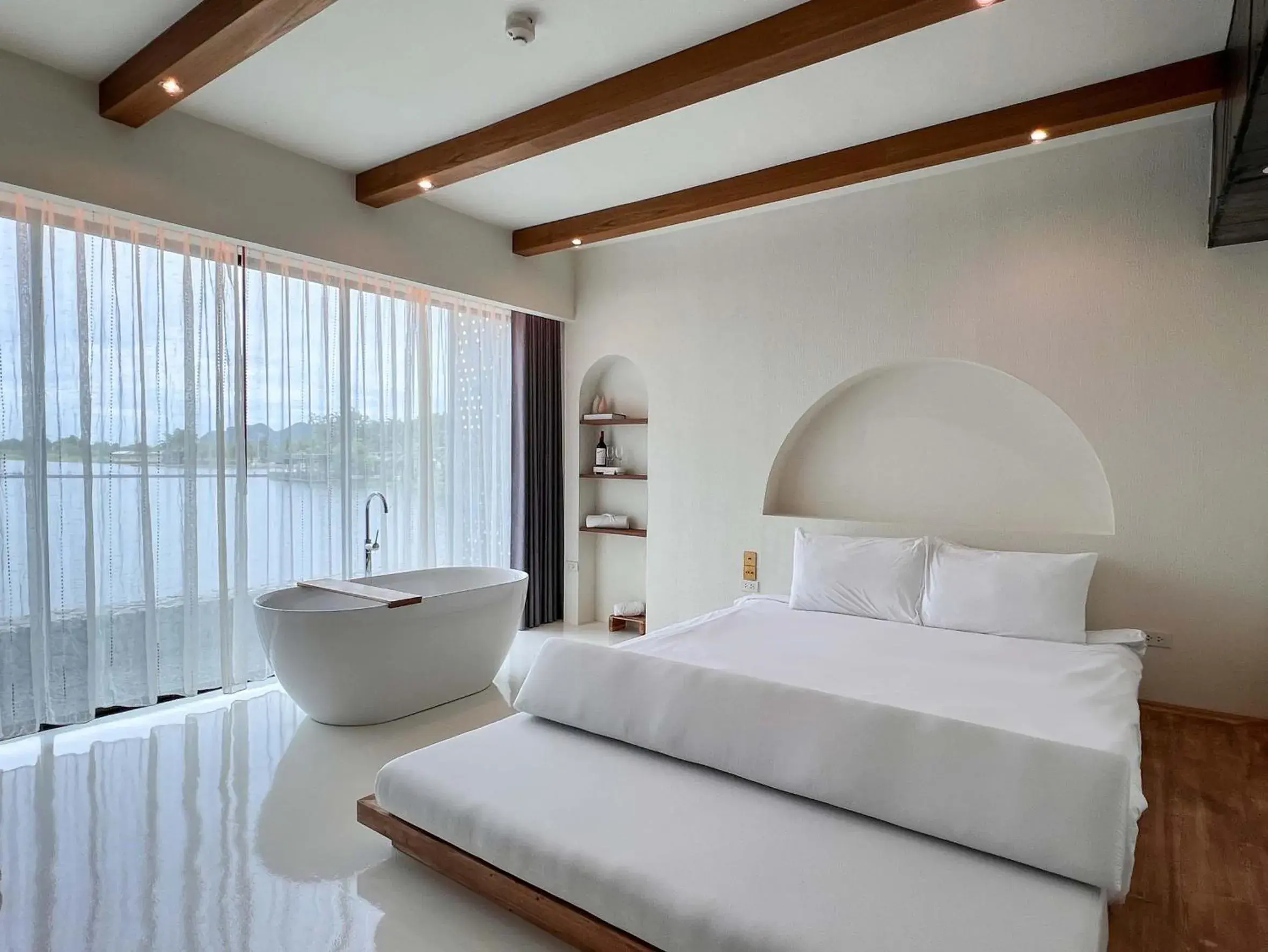 Suite with Lake View in Inlaya Ratchaburi Suite with Lake View in Inlaya Ratchaburi