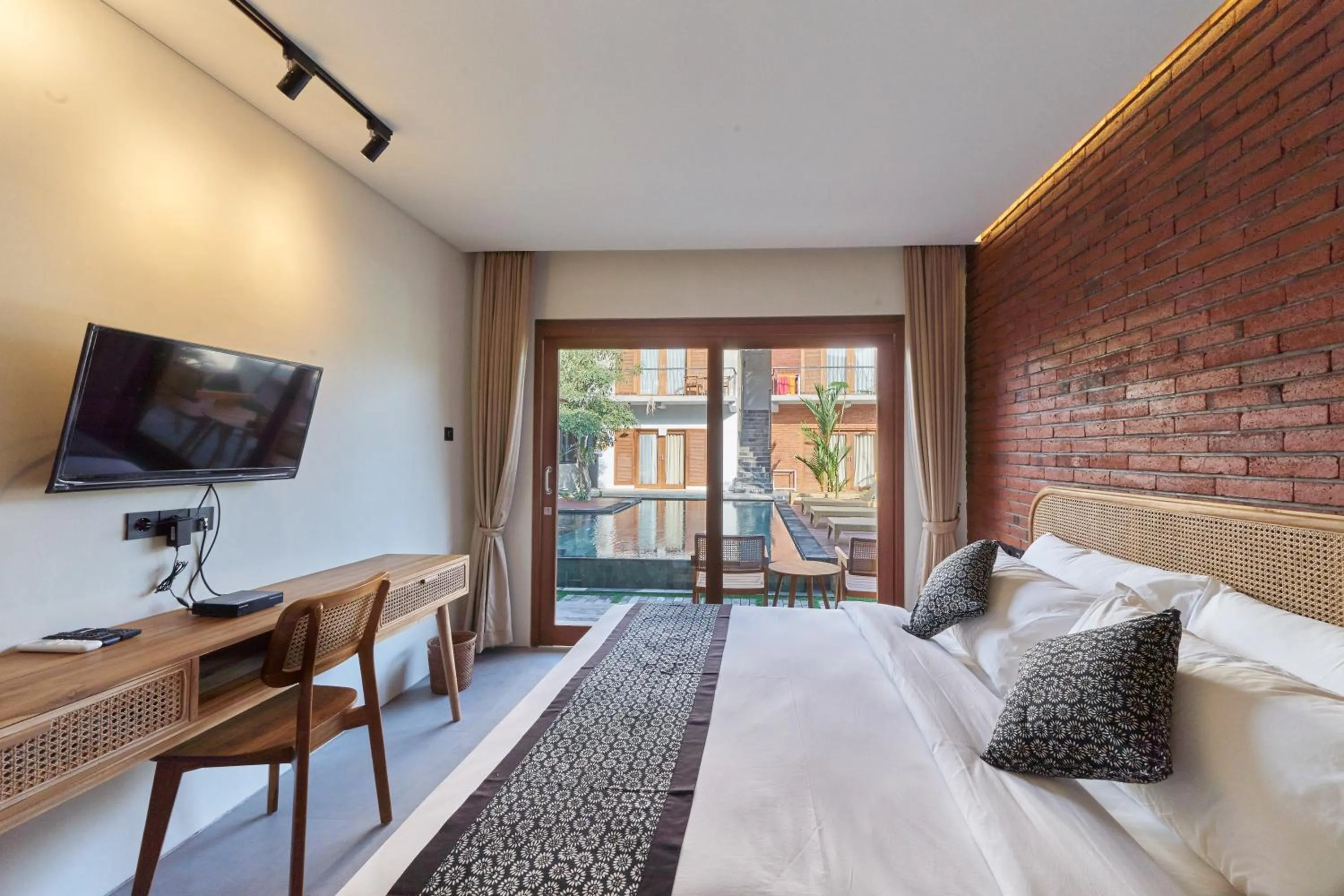 Bedroom, Bed in Kubu Tropis