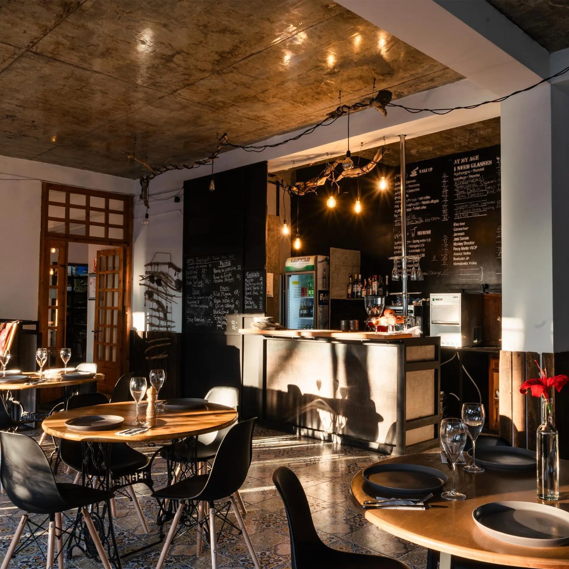 Restaurant/places to eat in Simple Pleasures Shekvetili