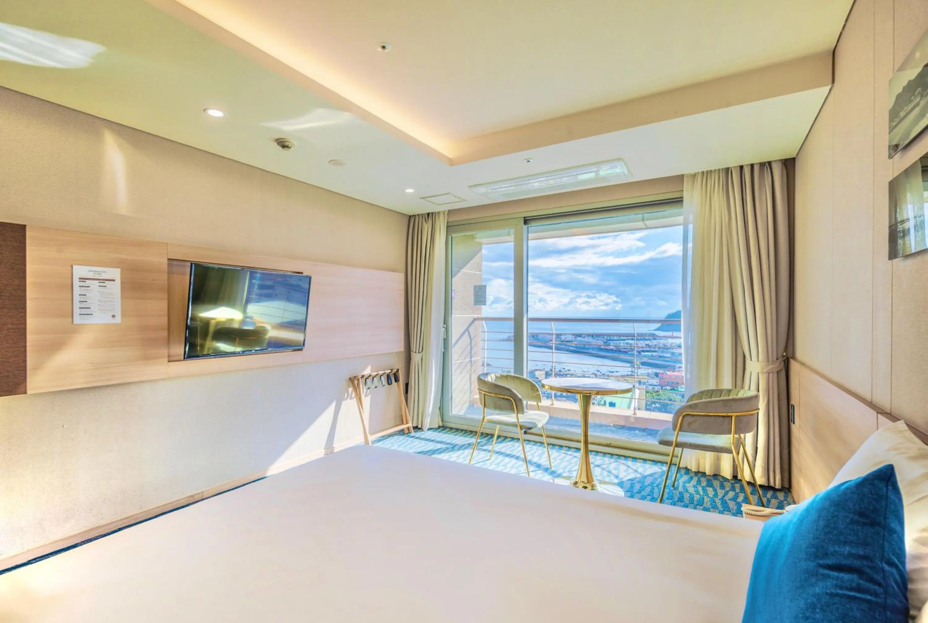 Bed in Hotel bridge Seogwipo