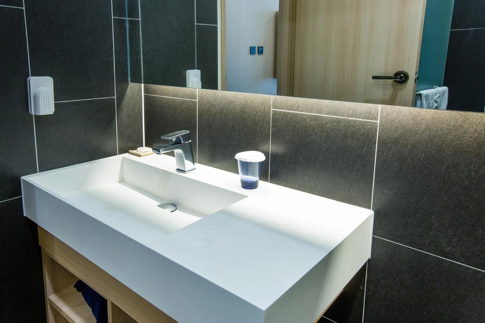 Hotel bridge Seogwipo