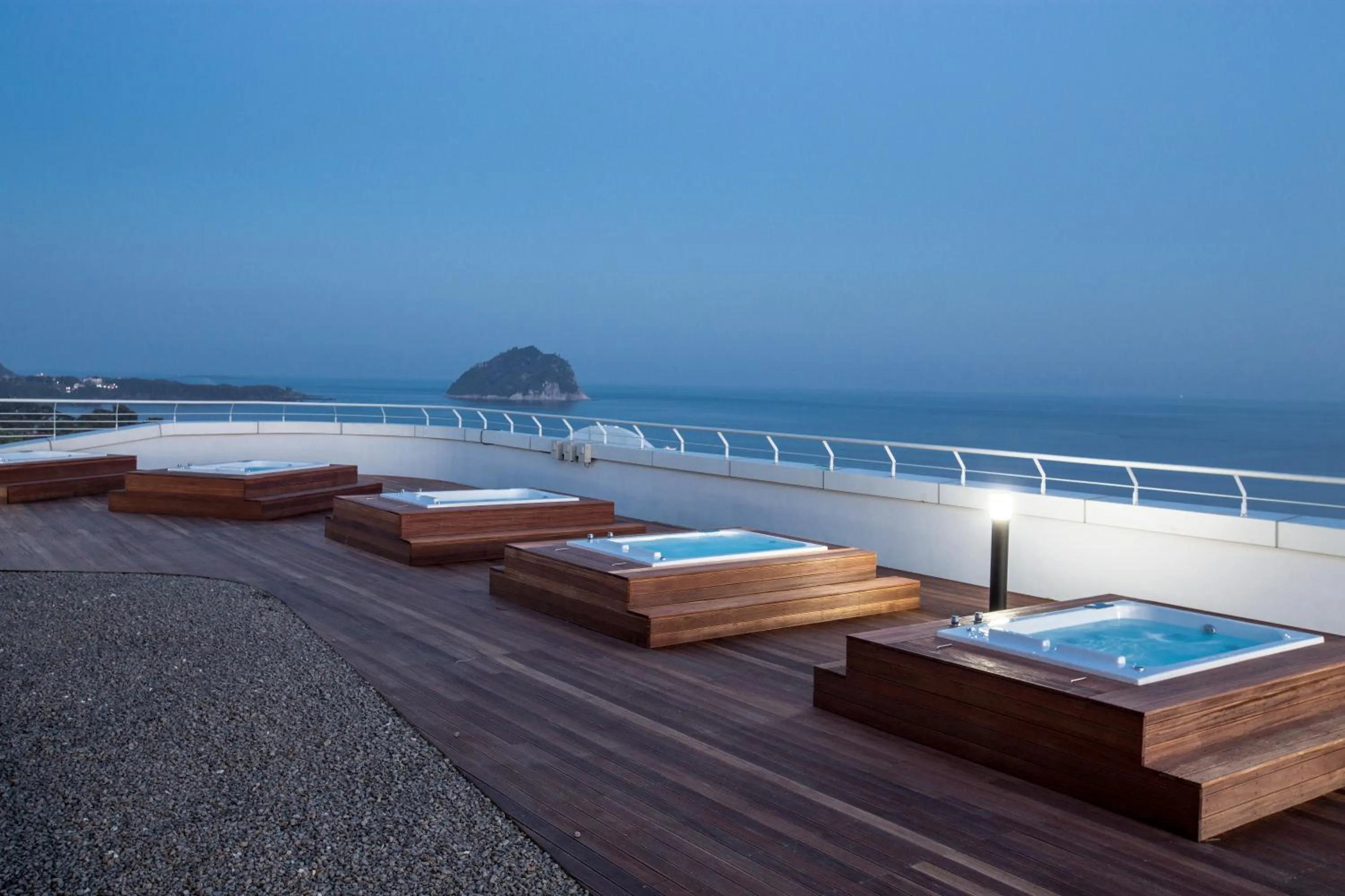 Hot Tub in Hotel bridge Seogwipo