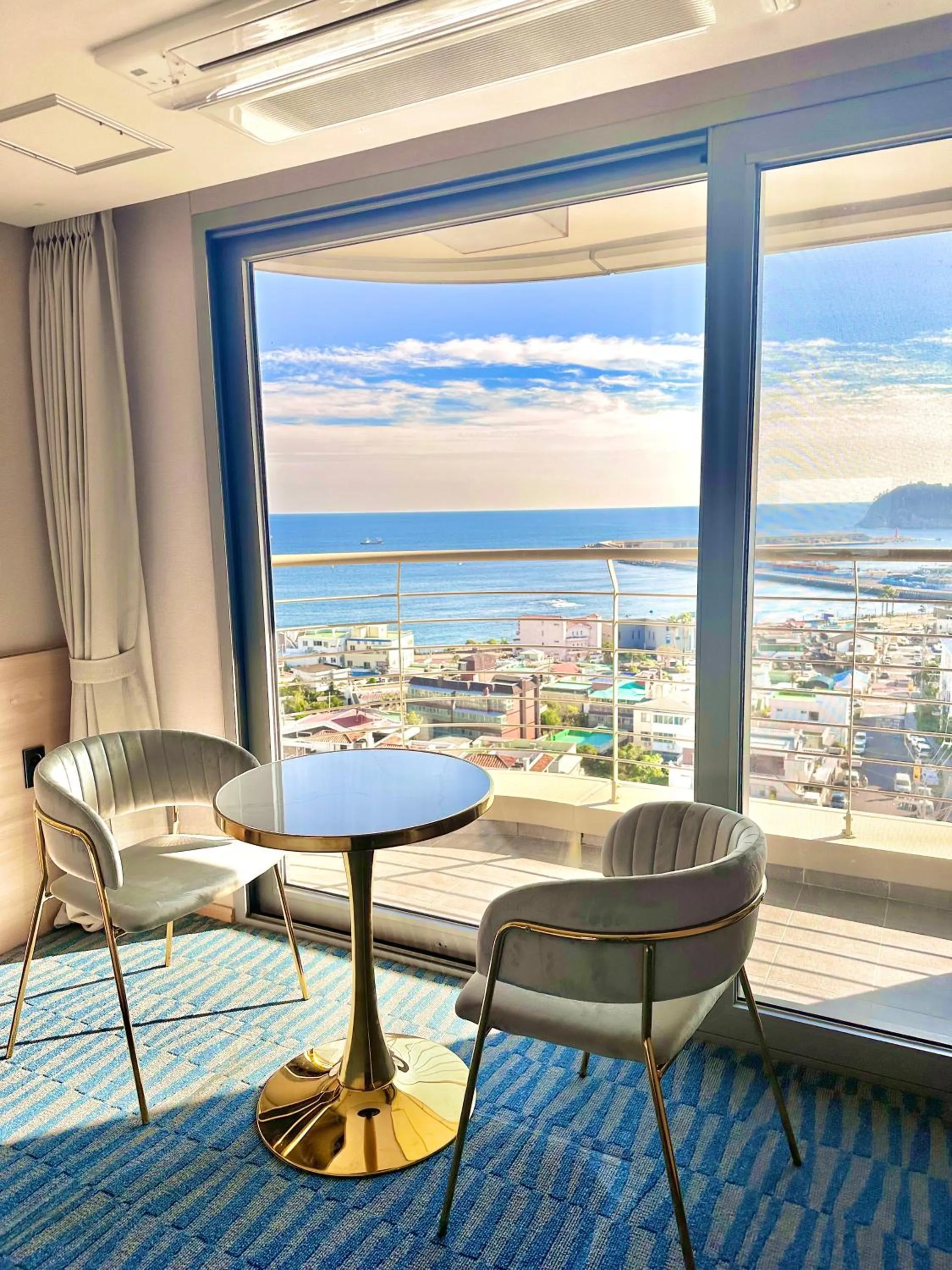 Hotel bridge Seogwipo