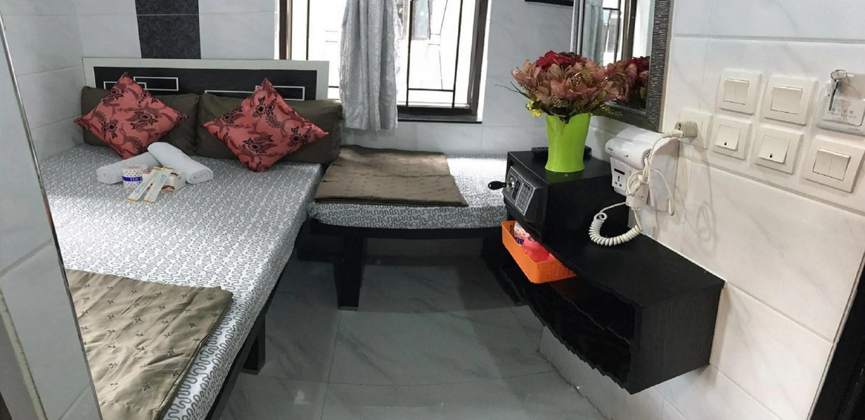 Decorative detail, Bed in Skystar Hostel