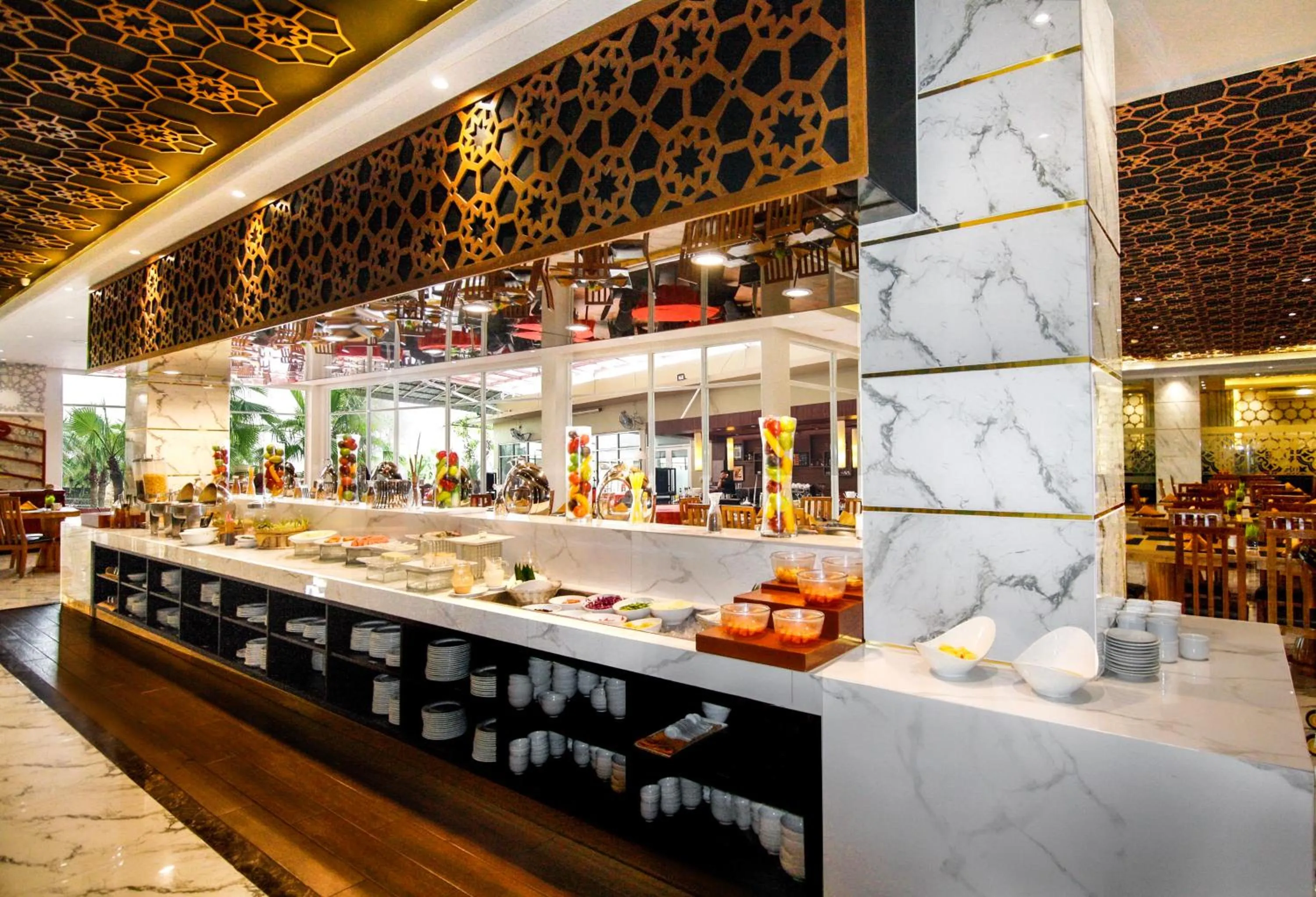 Restaurant/places to eat in Hermes Palace Hotel Banda Aceh