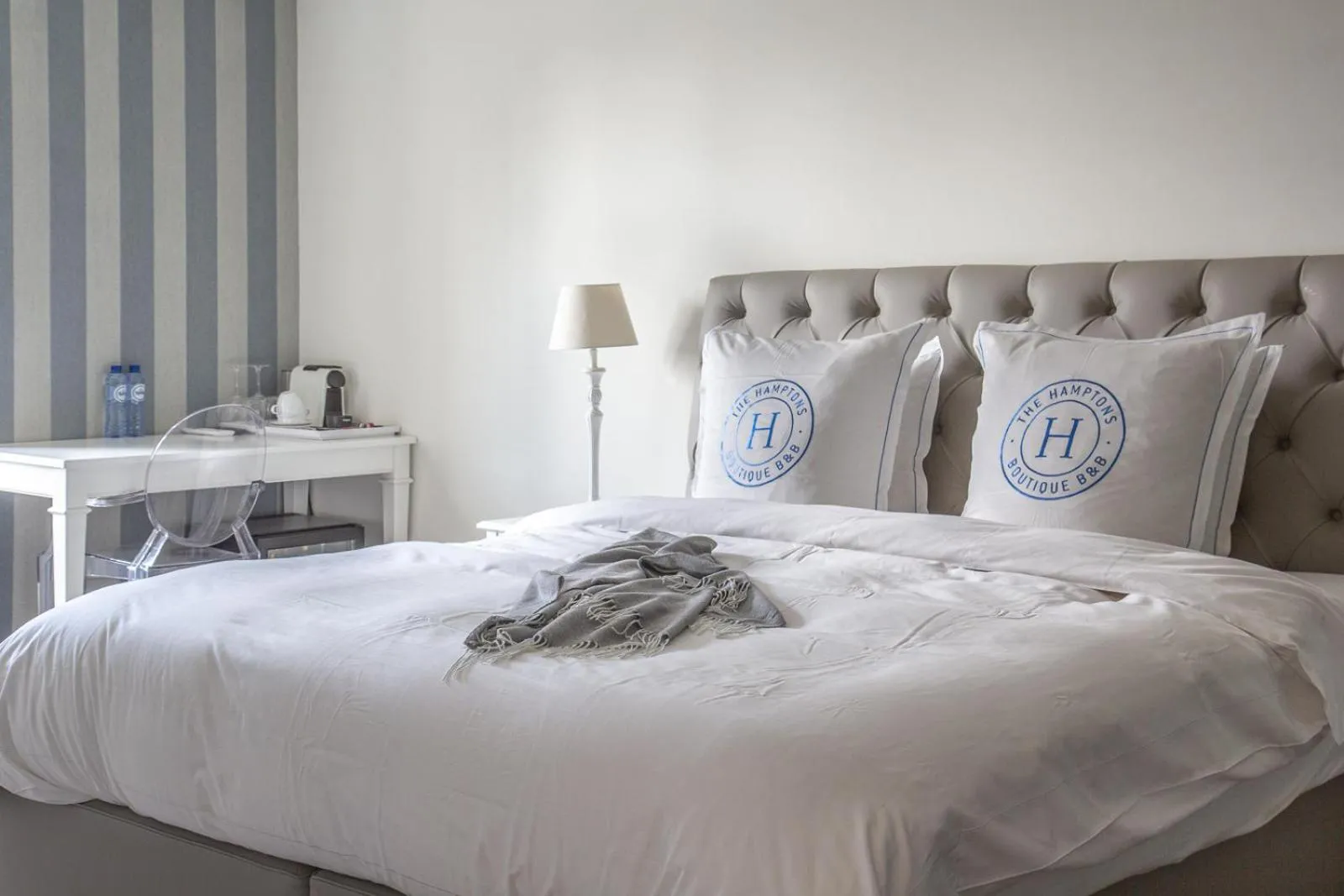 Bed in The Hamptons Boutique Hotel