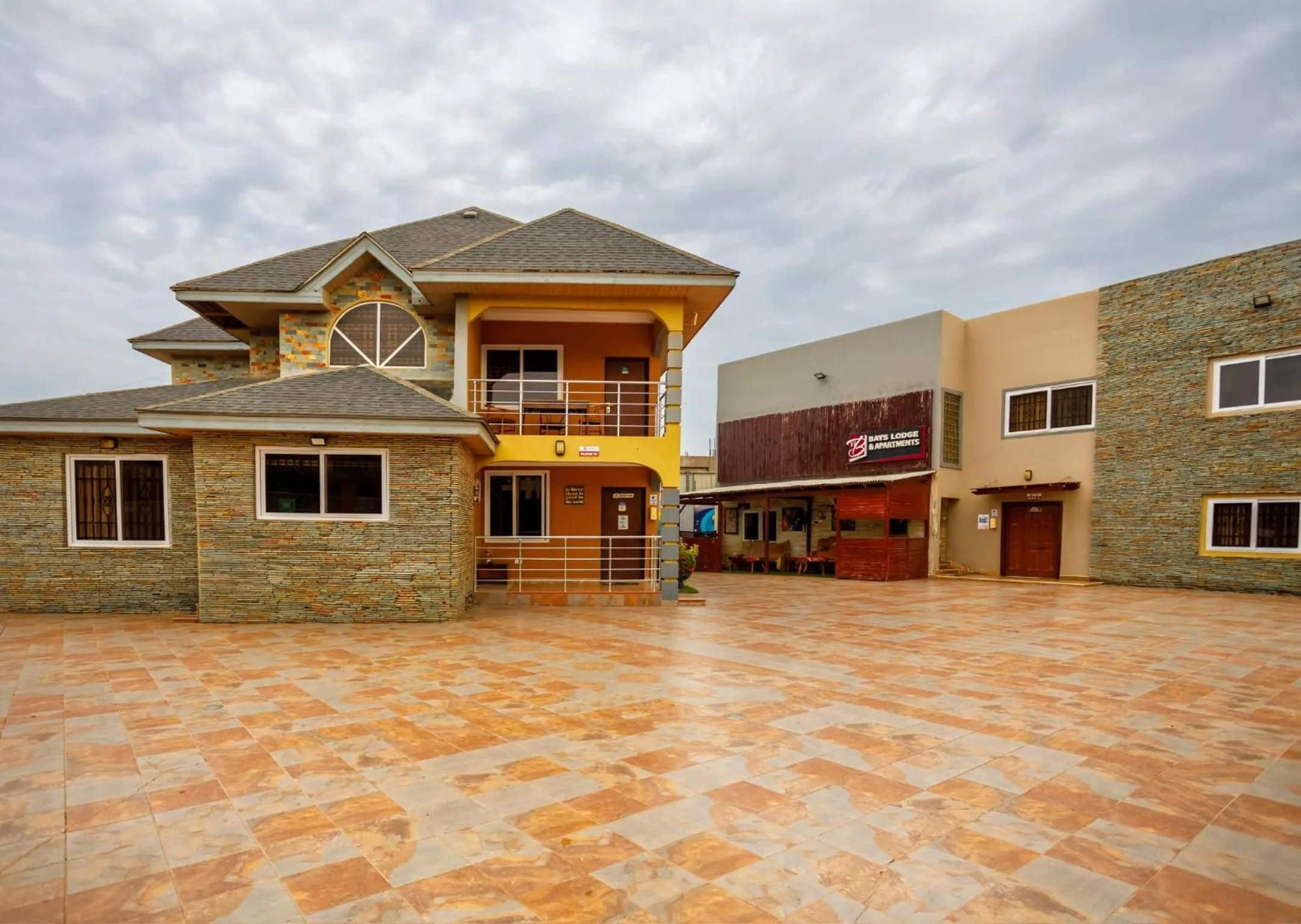 Bays Lodge, Accra