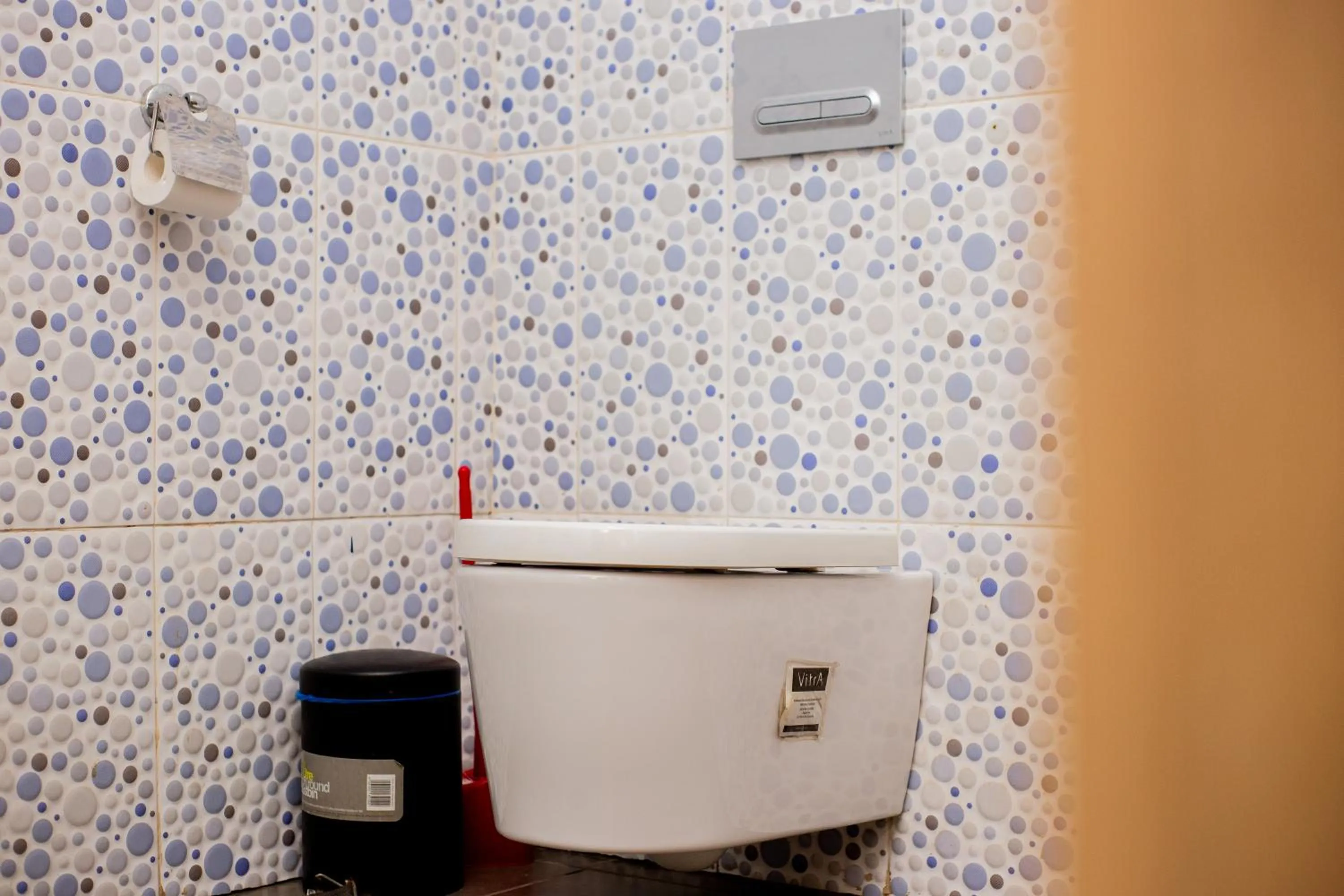 Bathroom in Bays Lodge, Accra