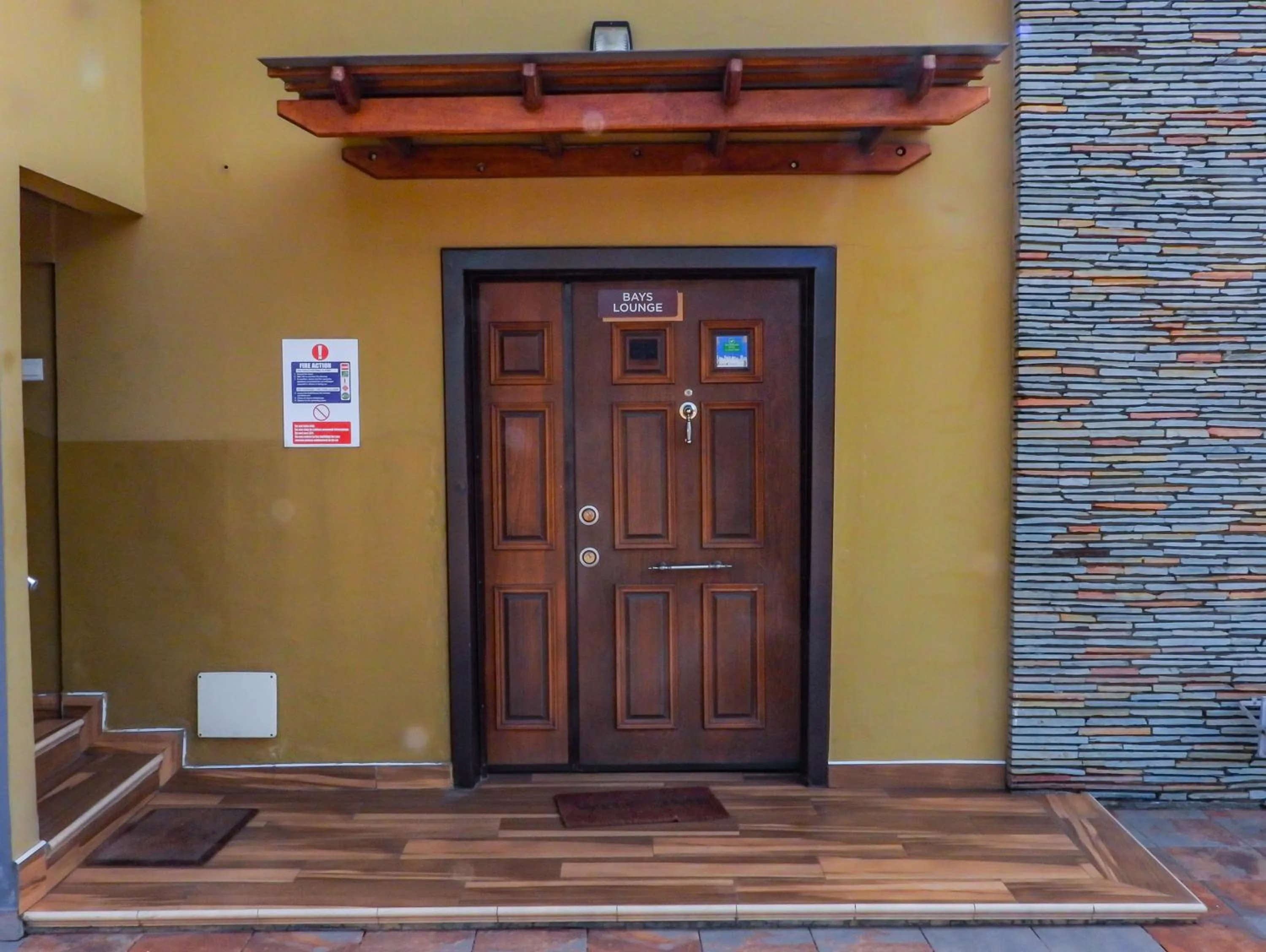 Facade/entrance in Bays Lodge, Accra