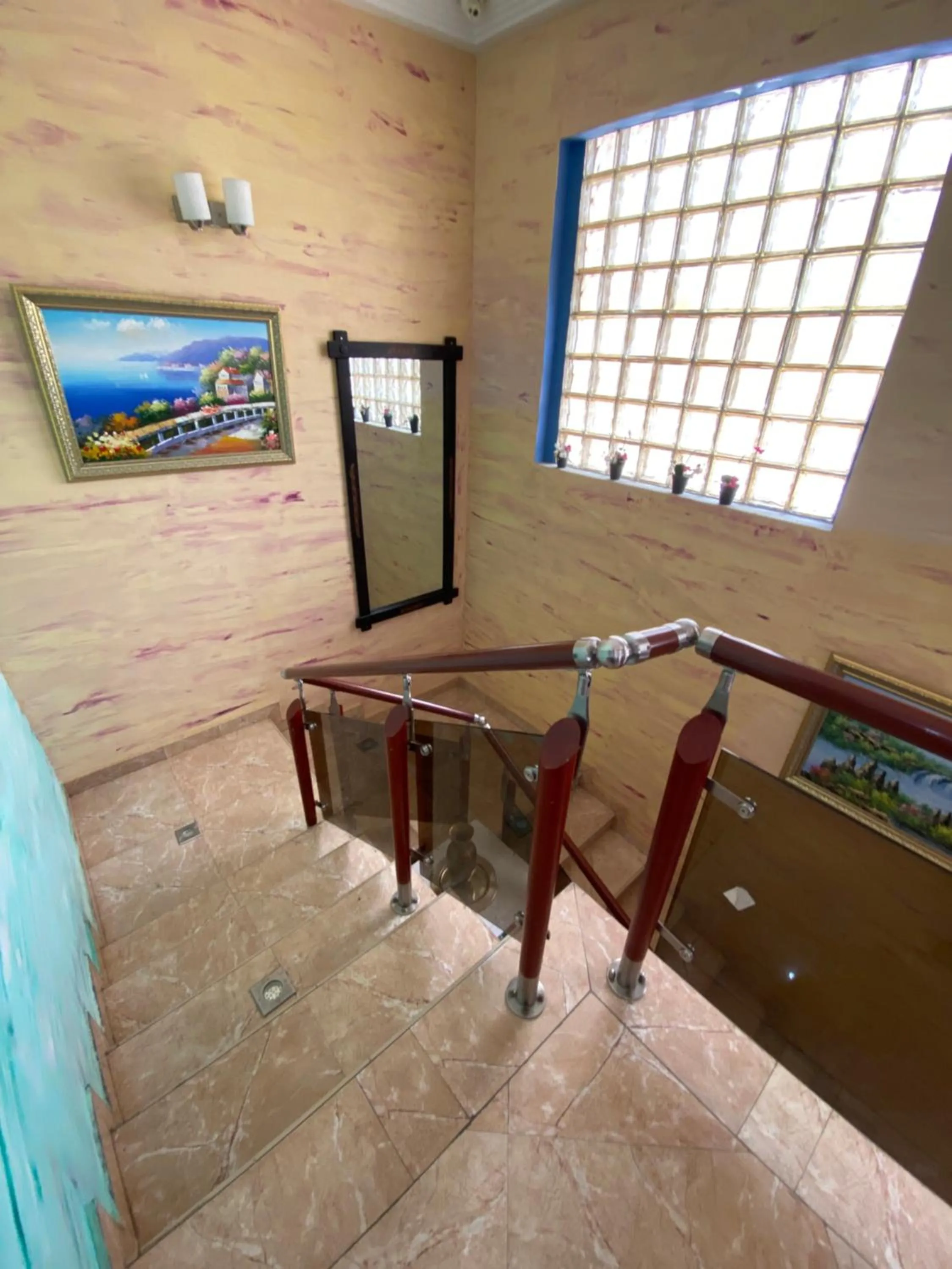 Lobby or reception in Bays Lodge, Accra