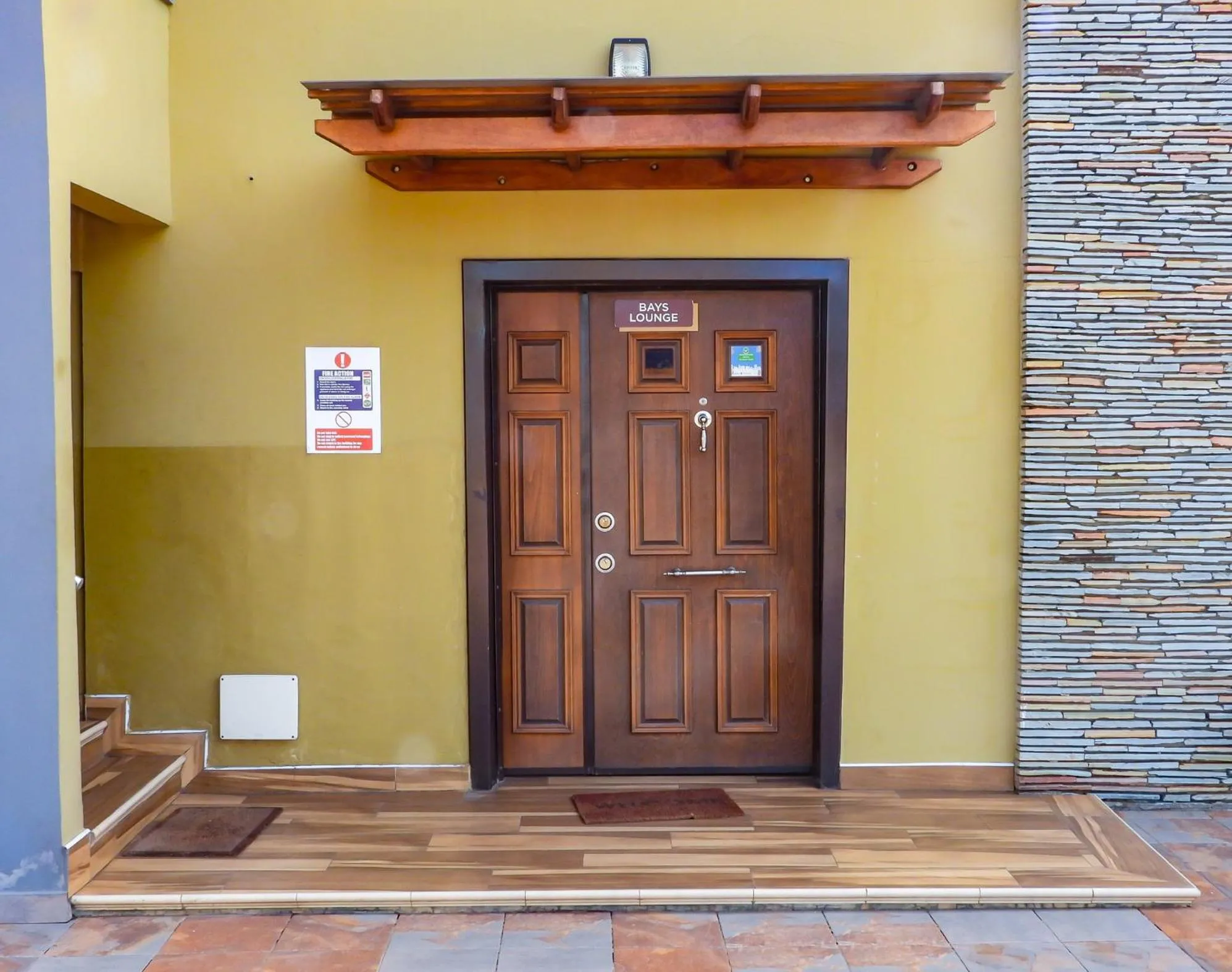 Facade/entrance in Bays Lodge, Accra