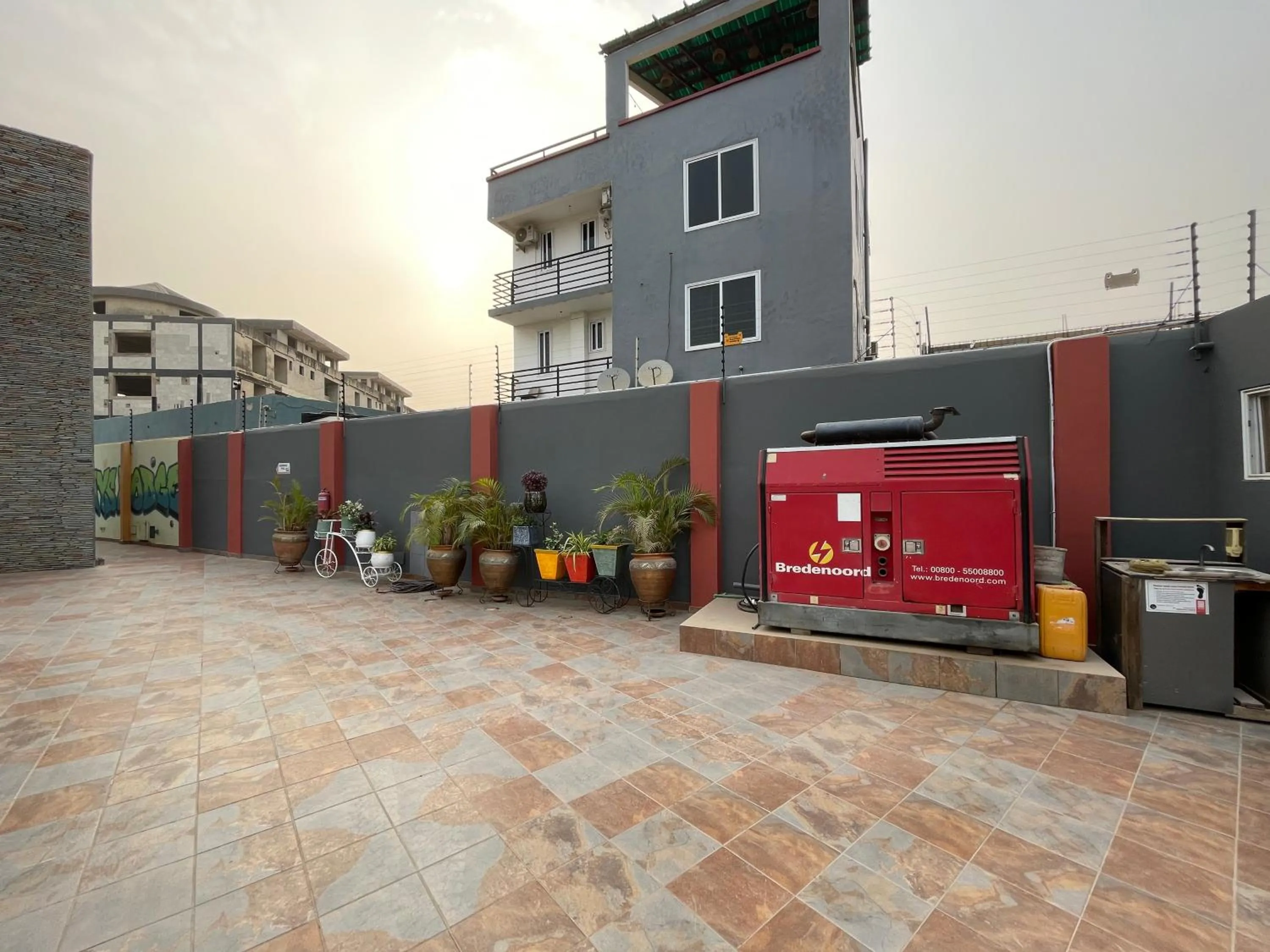 Property building in Bays Lodge, Accra